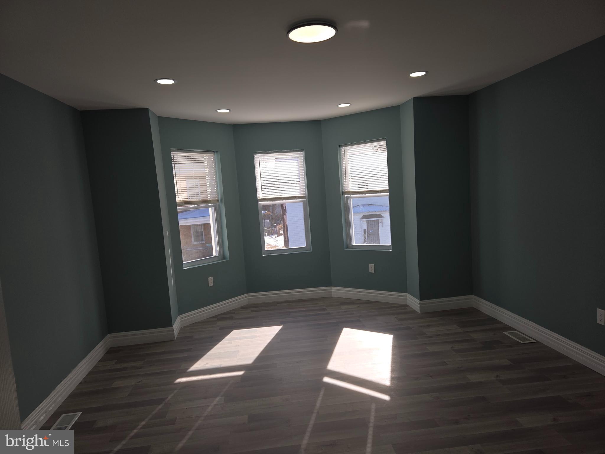 PARK HEIGHTS - Residential Lease