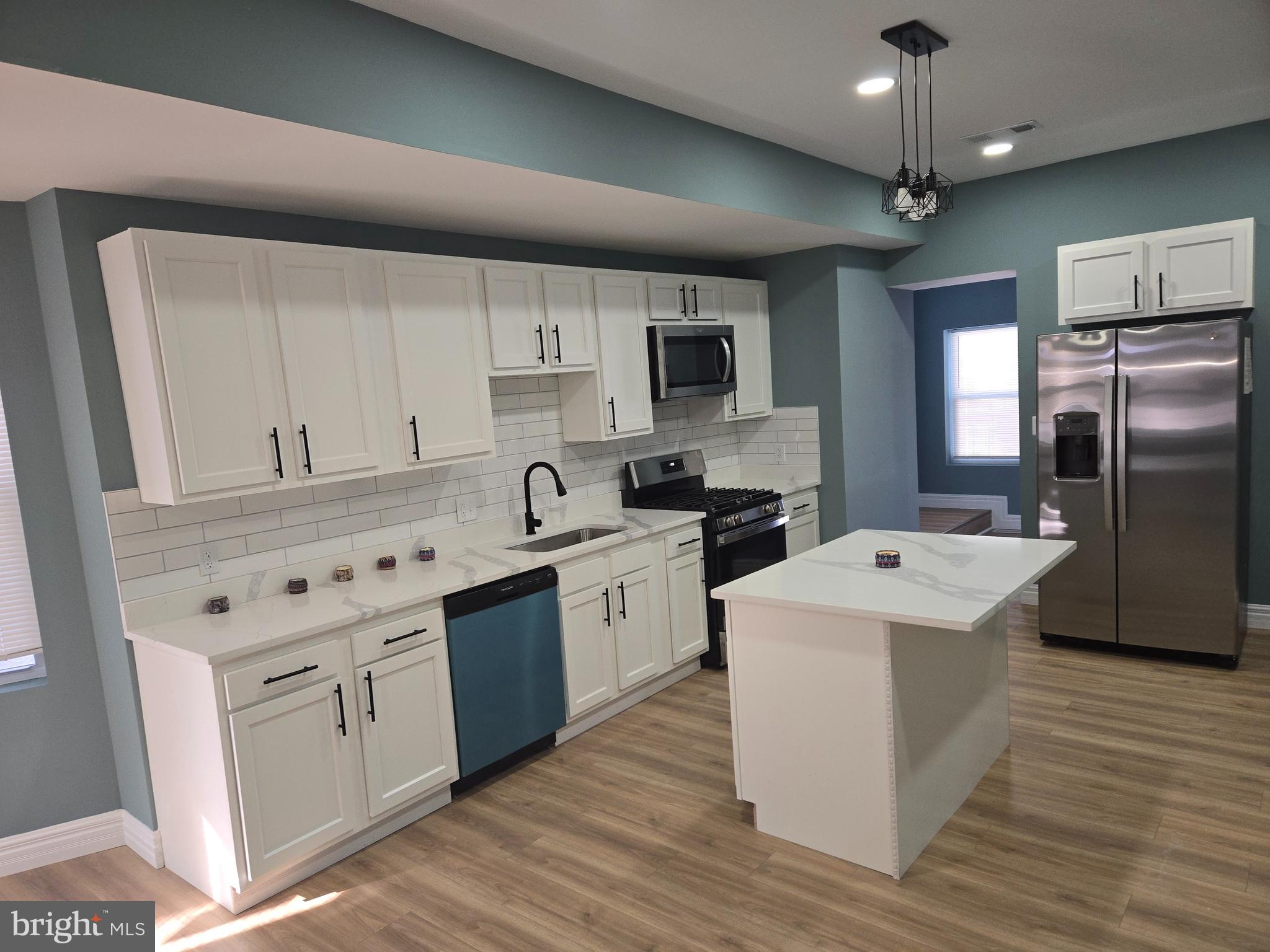 PARK HEIGHTS - Residential Lease