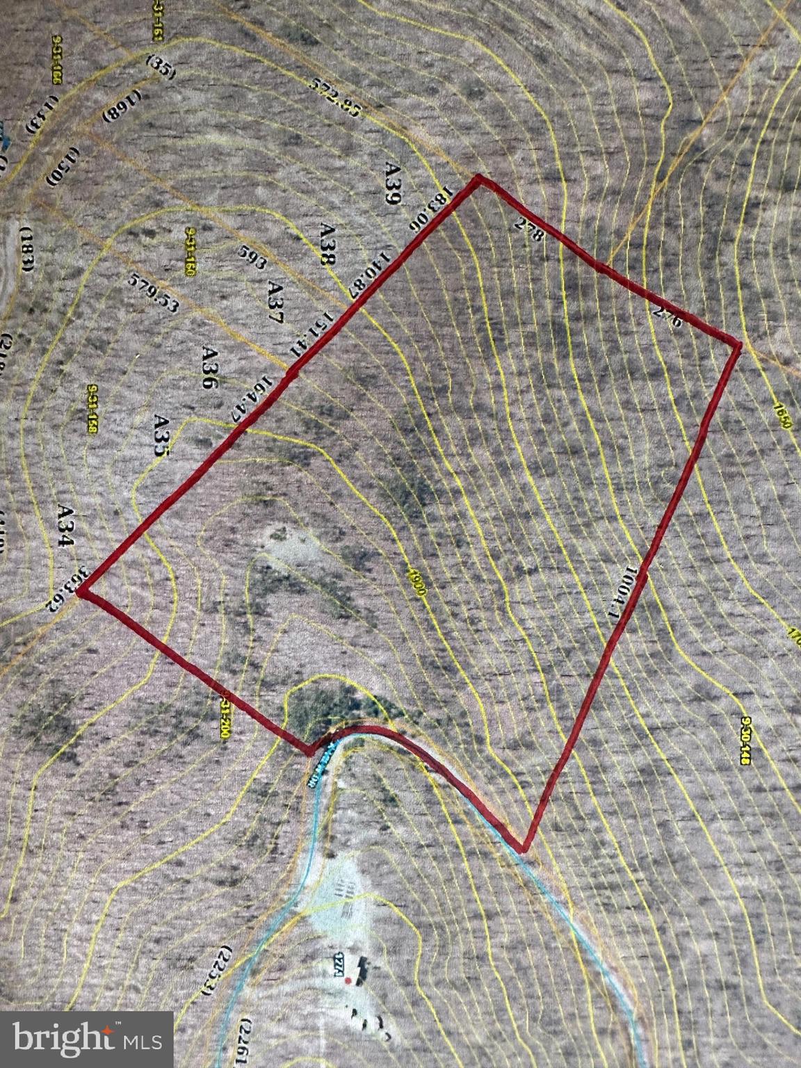 STONY MOUNTAIN LODGE - Land