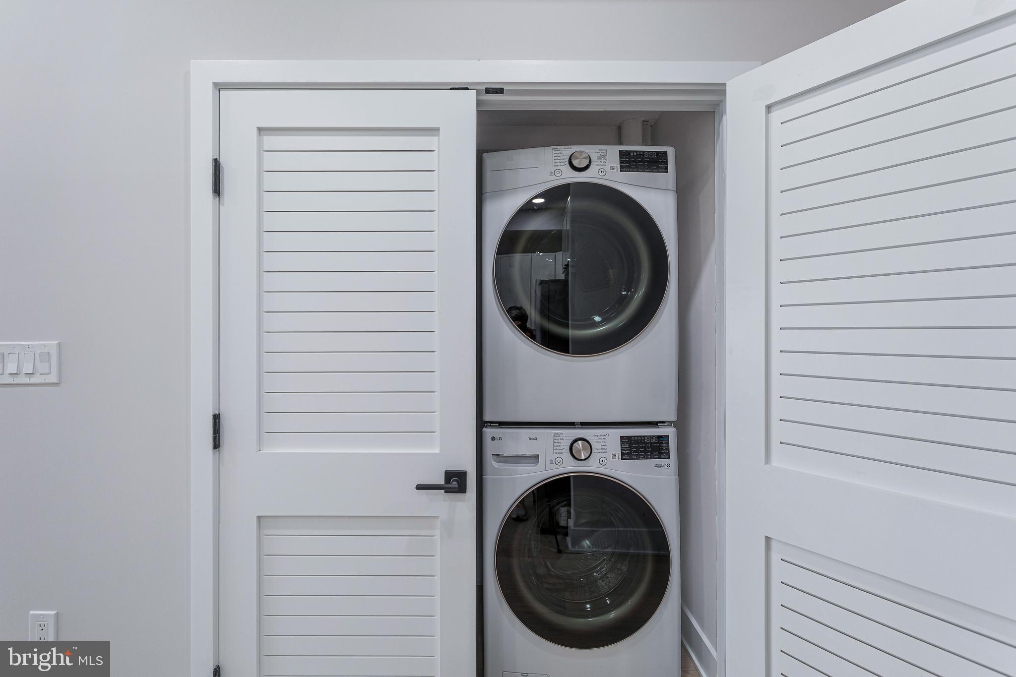 1516 EAST CAPITOL STREET NE L