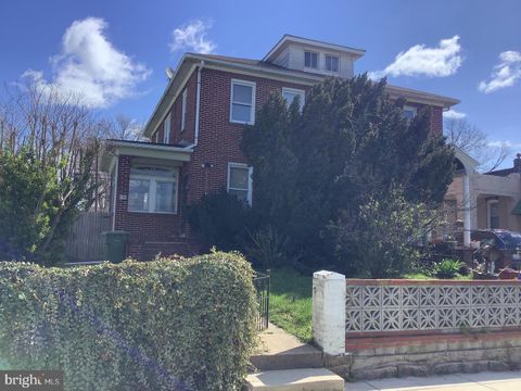 Photo of 1603 Dundalk Avenue, BALTIMORE, MD 21222 (MLS # MDBA2215018)