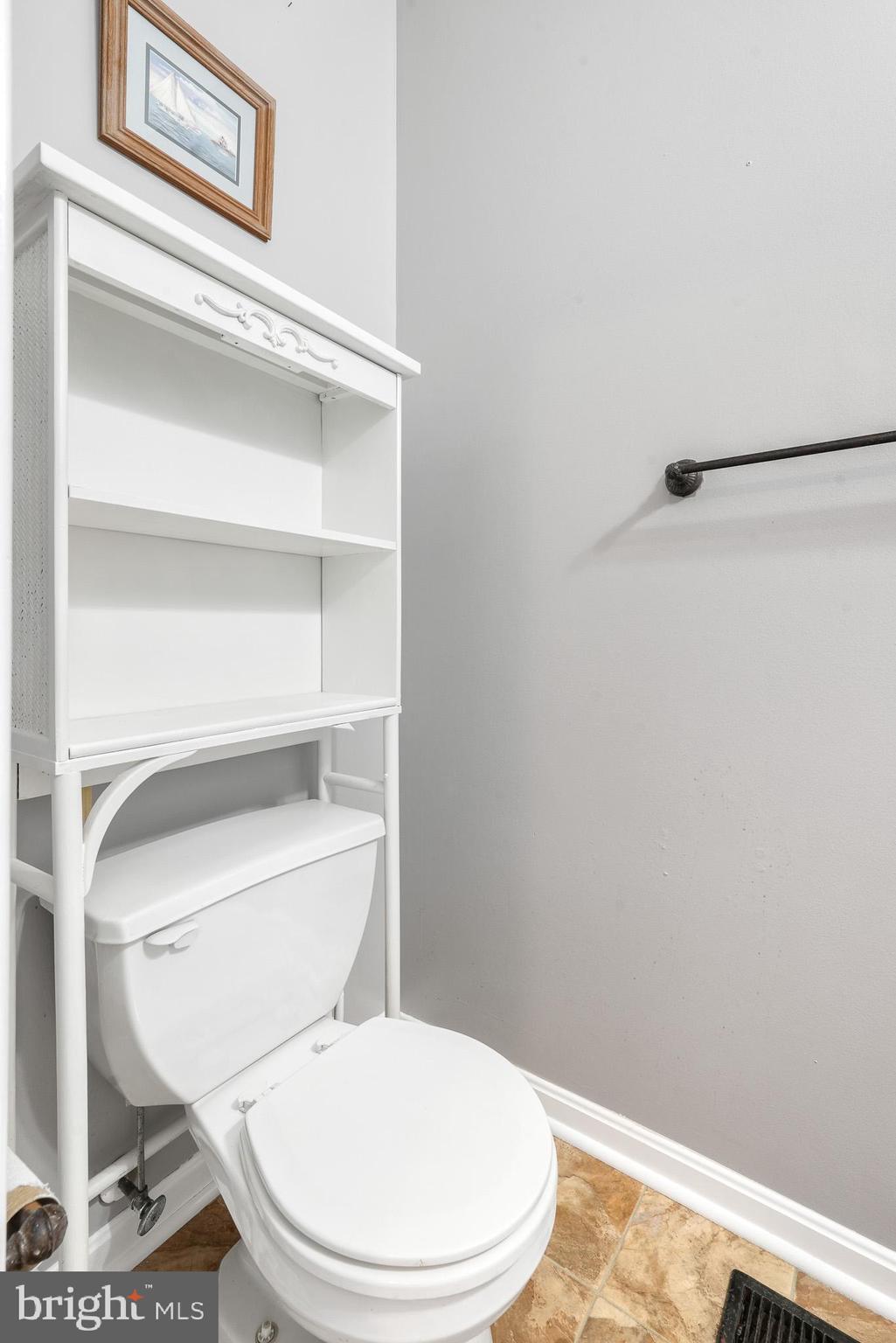 KINGSTON - Residential