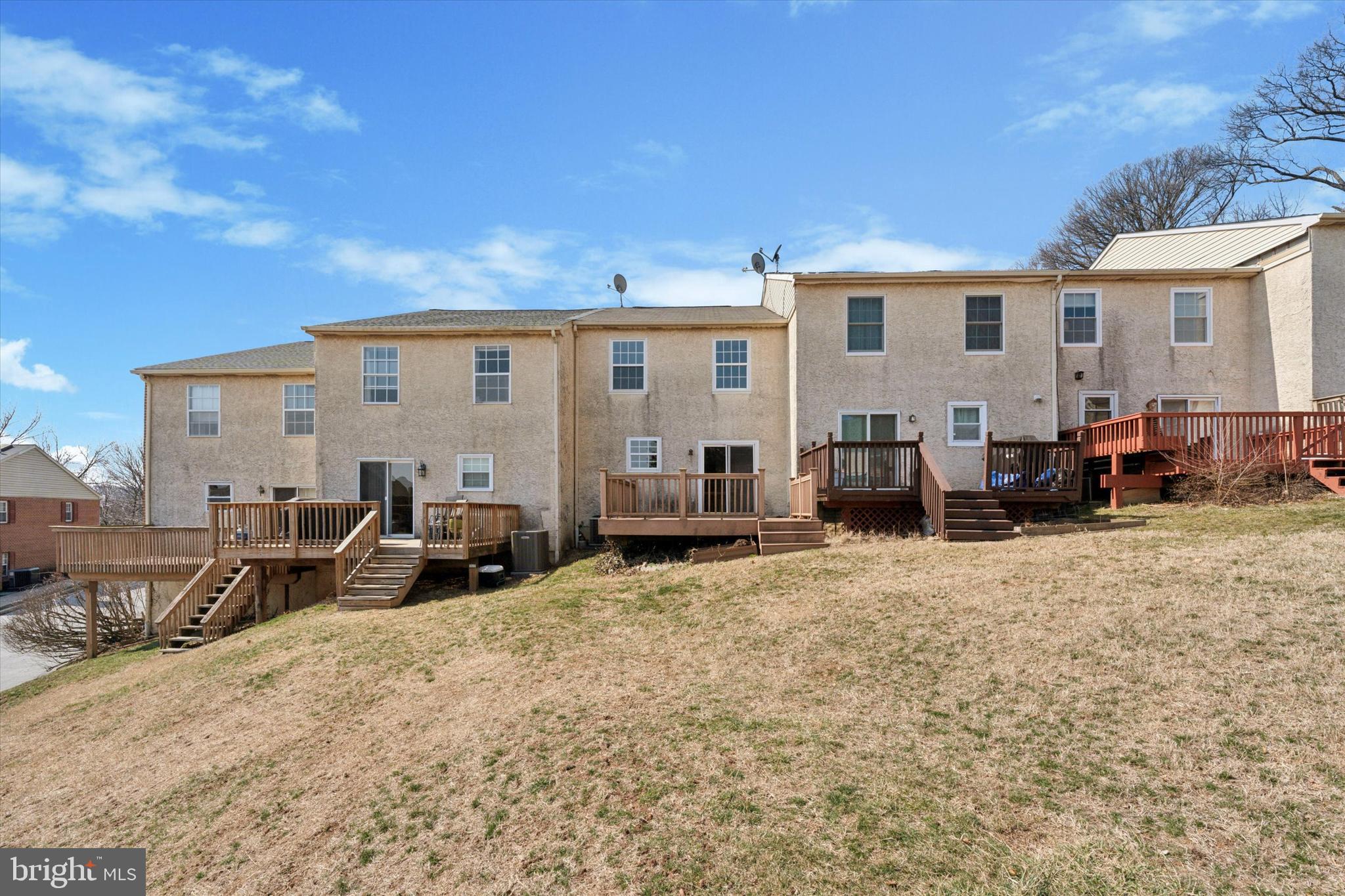 HERITAGE MANOR - Residential