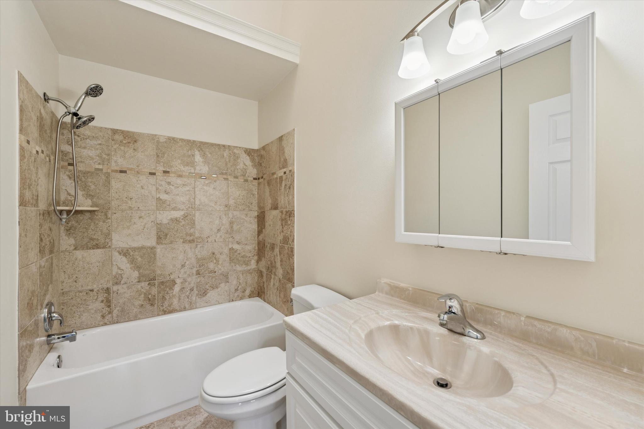 HERITAGE MANOR - Residential