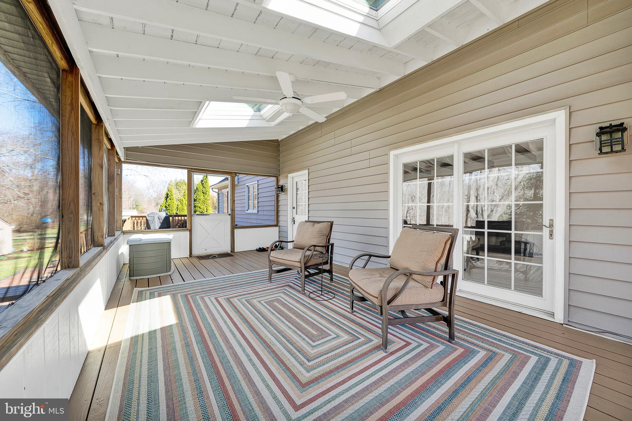 OLD MILL ESTS - Residential