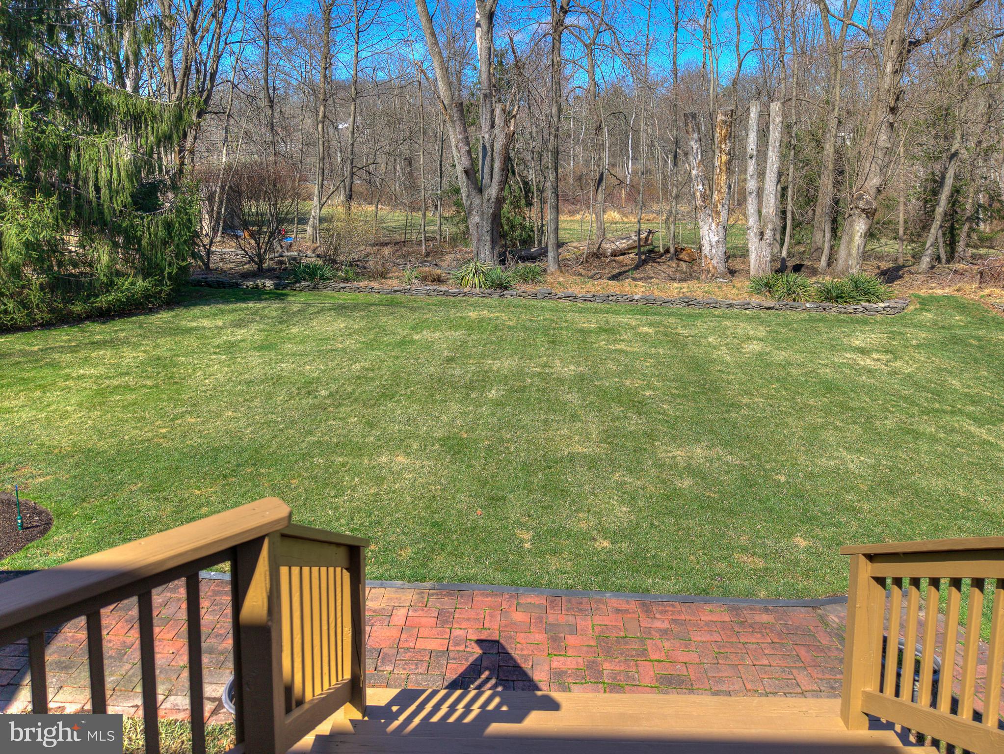 OLD MILL ESTS - Residential