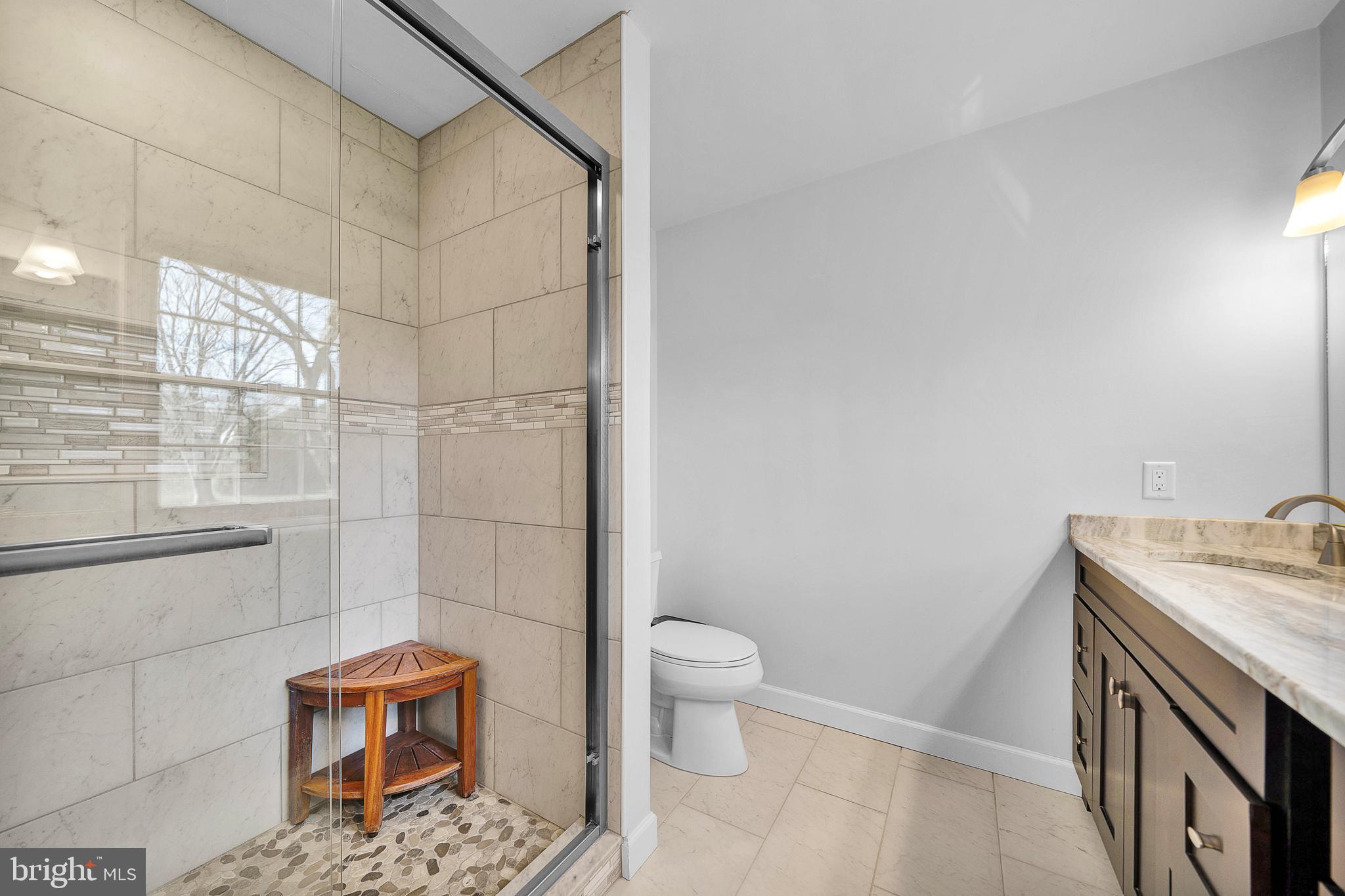 OLD MILL ESTS - Residential