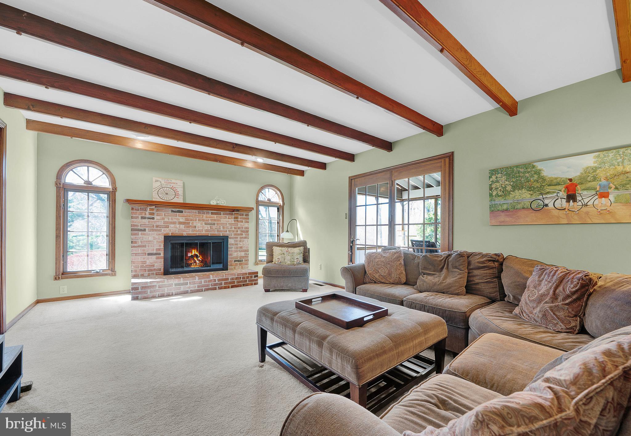 OLD MILL ESTS - Residential