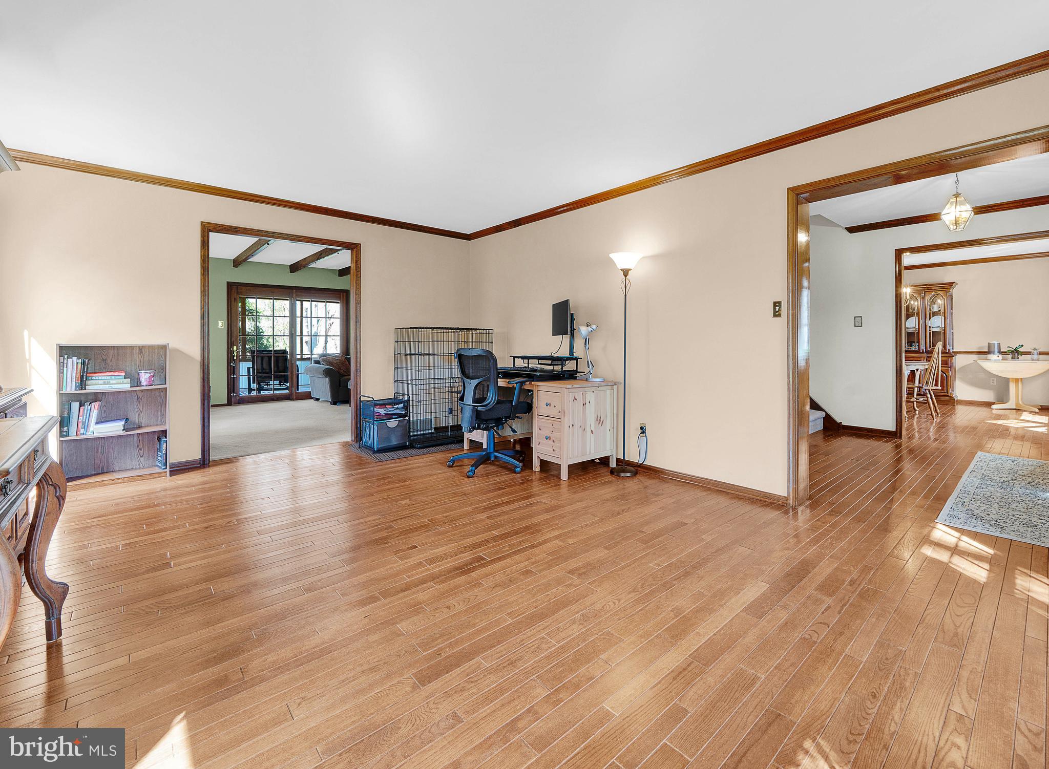 OLD MILL ESTS - Residential