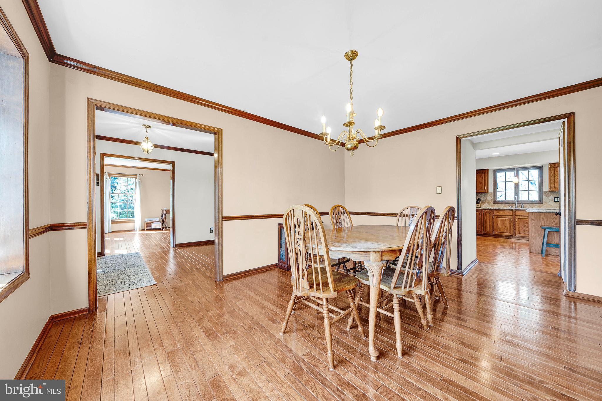 OLD MILL ESTS - Residential