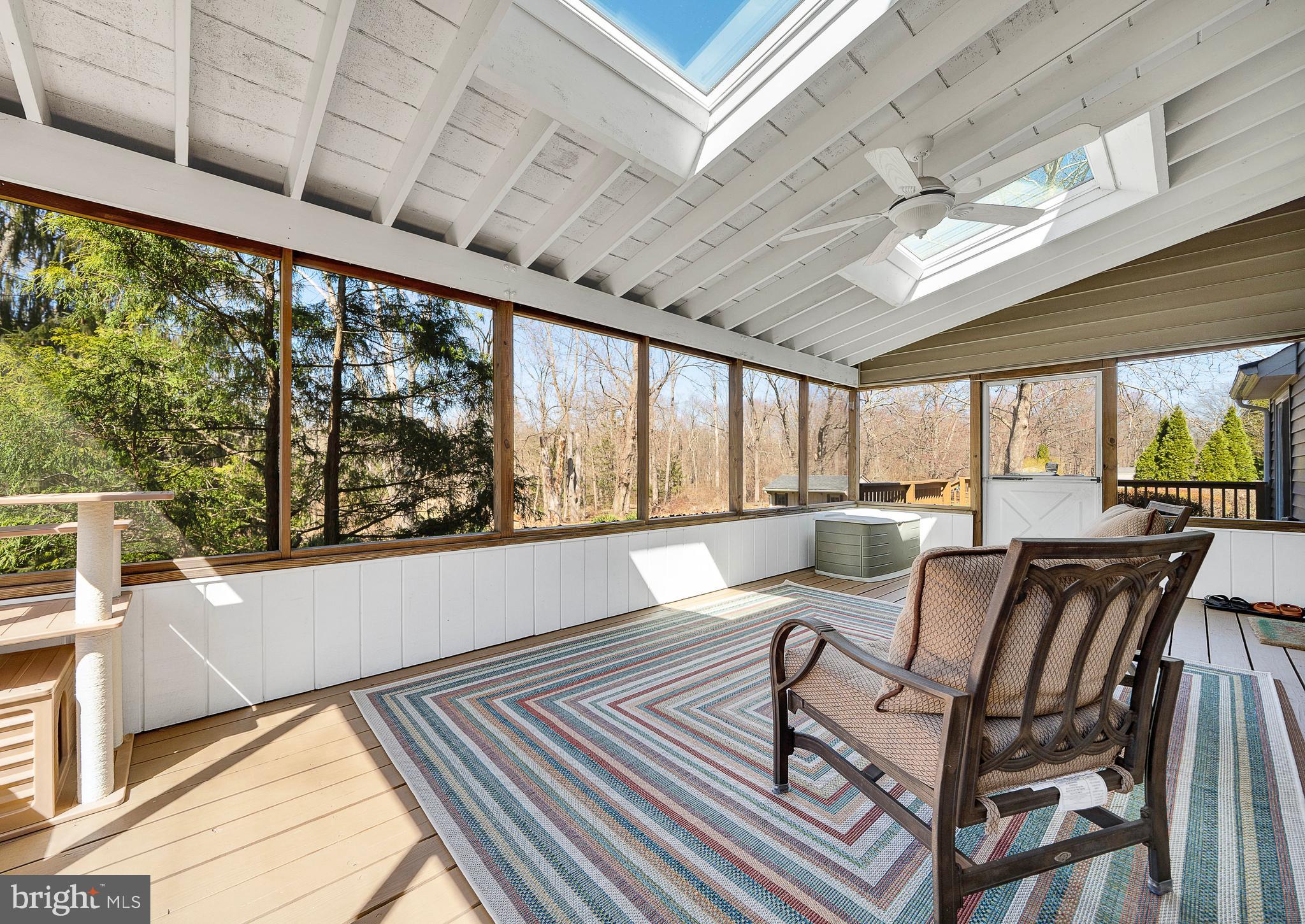 OLD MILL ESTS - Residential