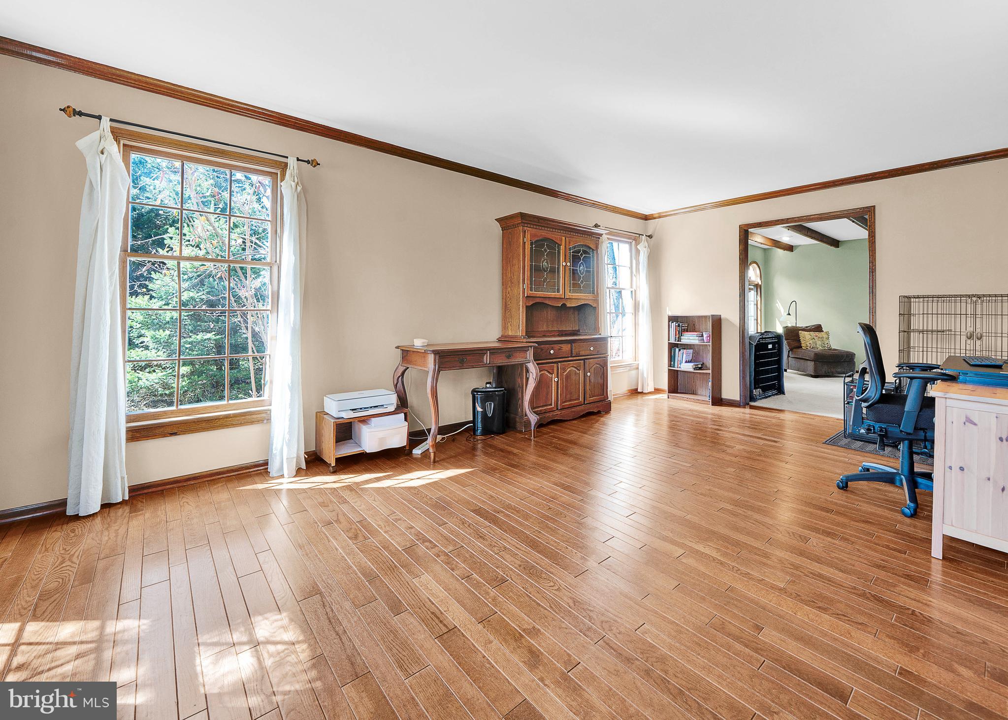 OLD MILL ESTS - Residential