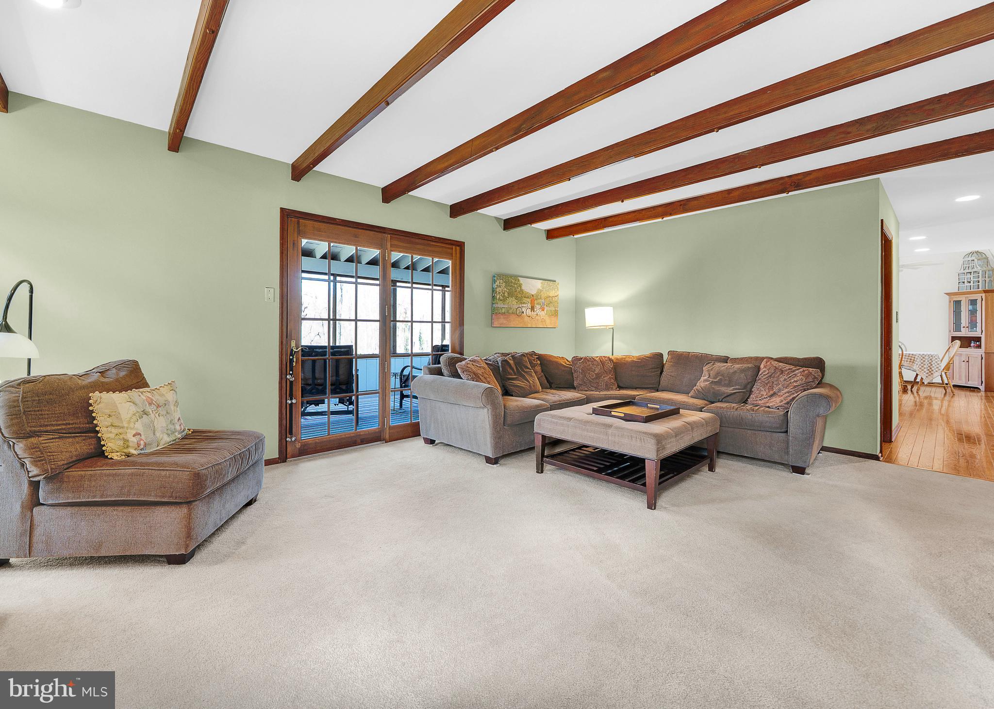 OLD MILL ESTS - Residential