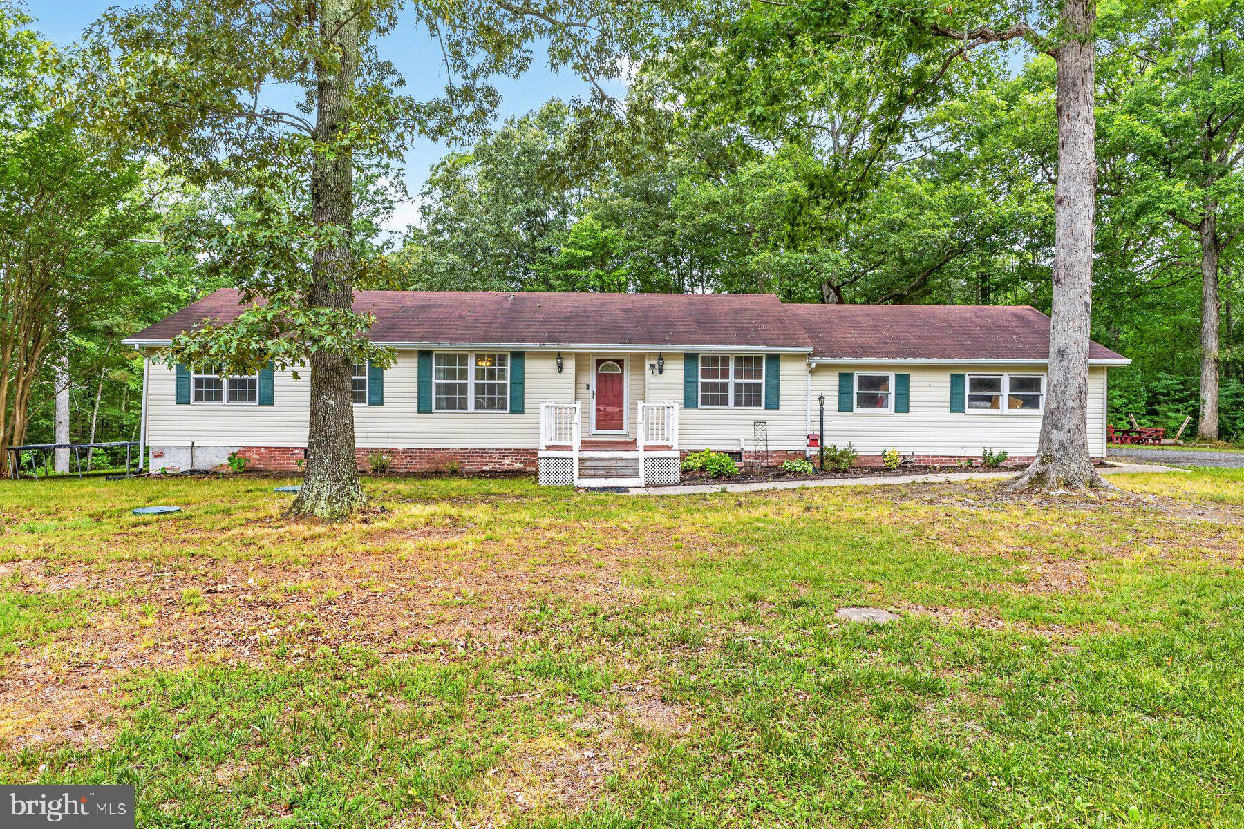 22755 DEERHAVEN LANE