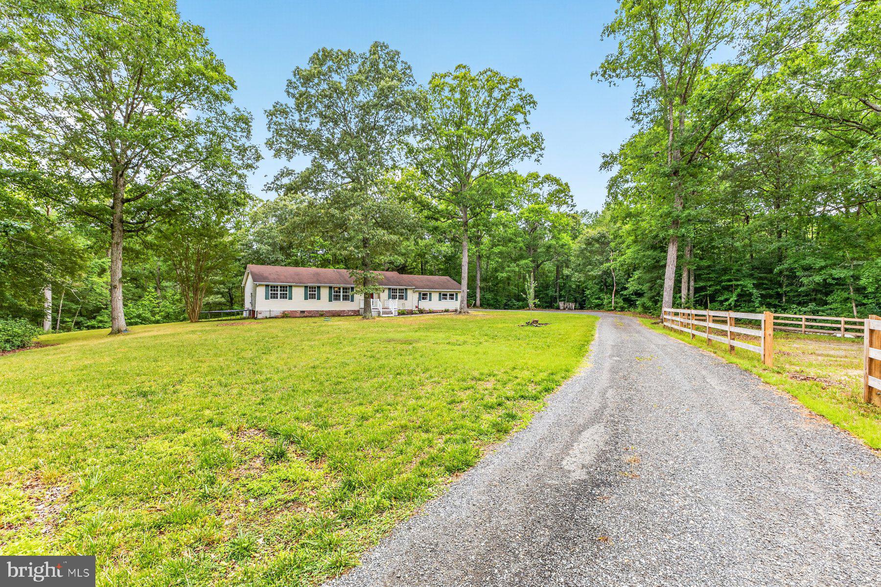 22755 DEERHAVEN LANE