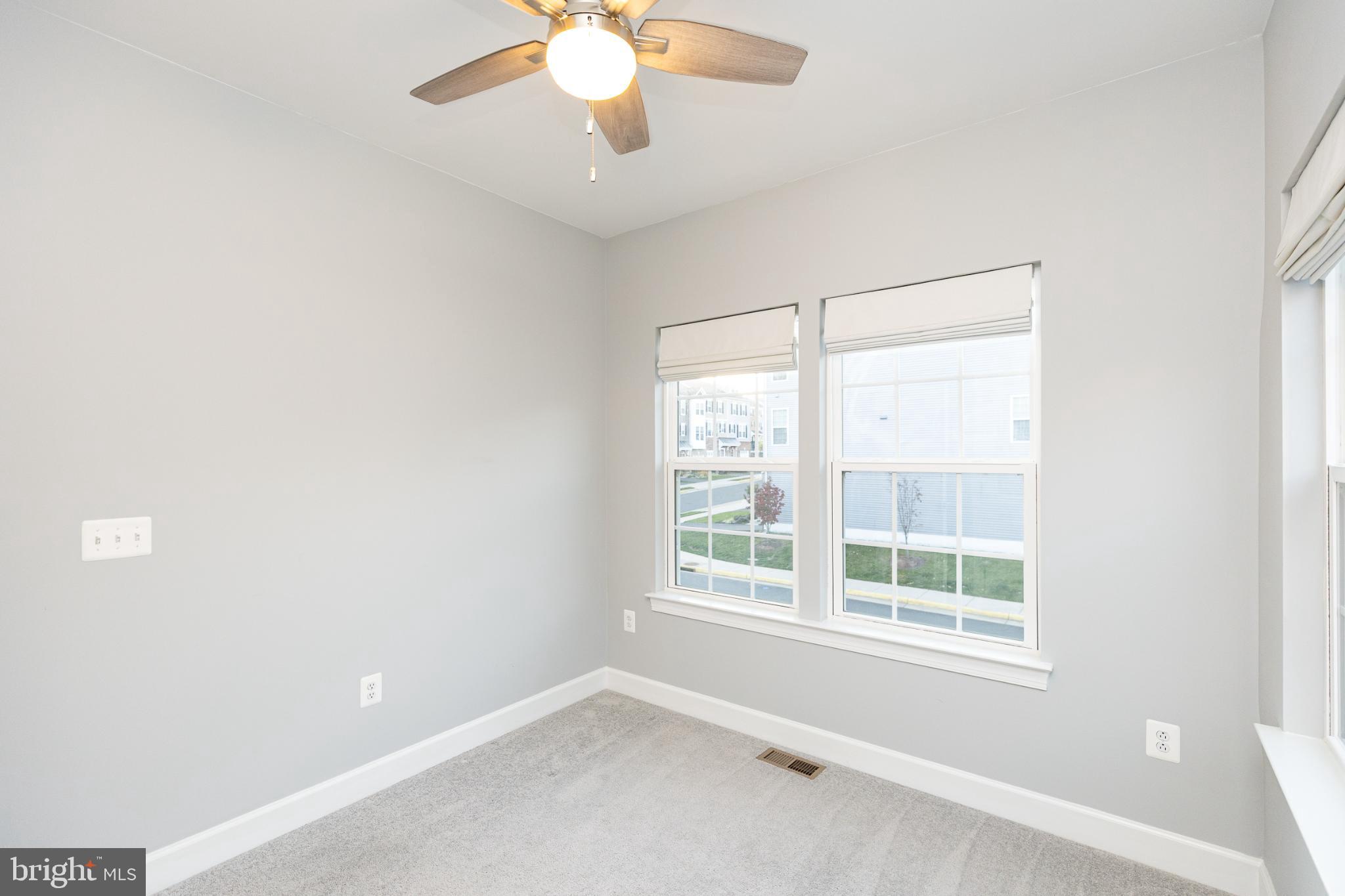 HAYMARKET CROSSING - Residential