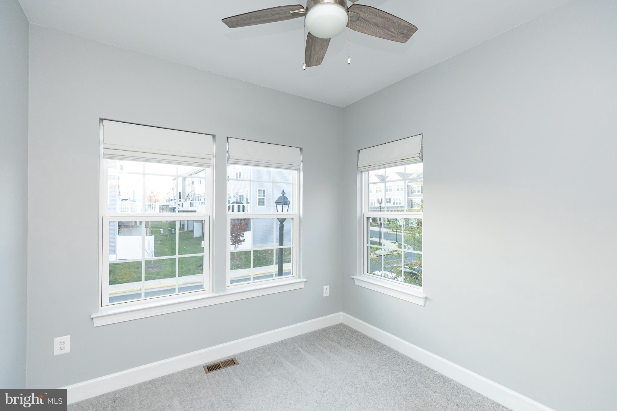 HAYMARKET CROSSING - Residential