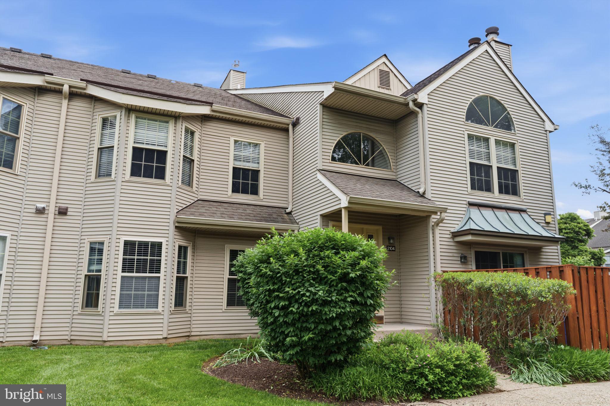 MAKEFIELD GLEN - Residential