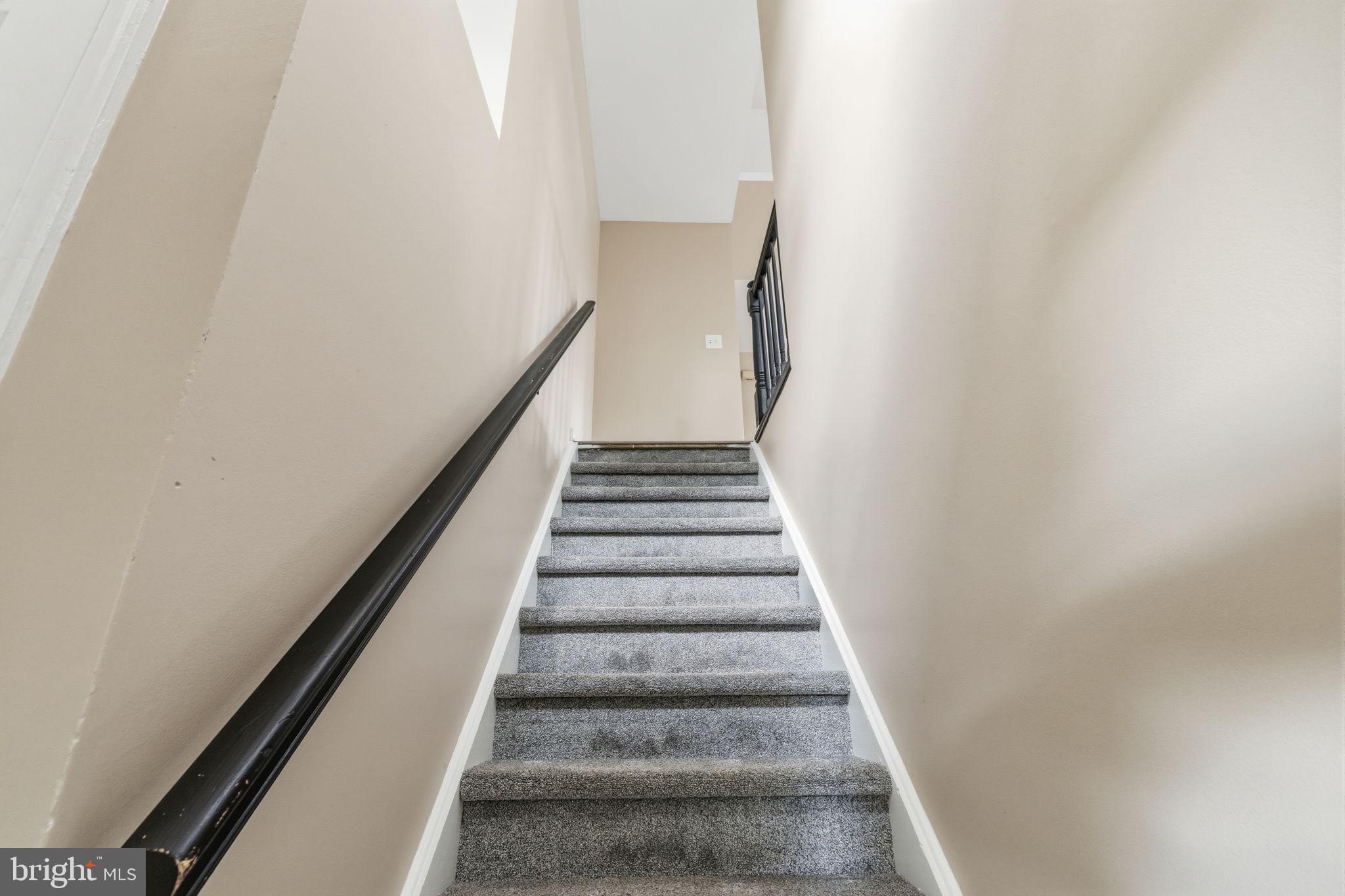 MAKEFIELD GLEN - Residential