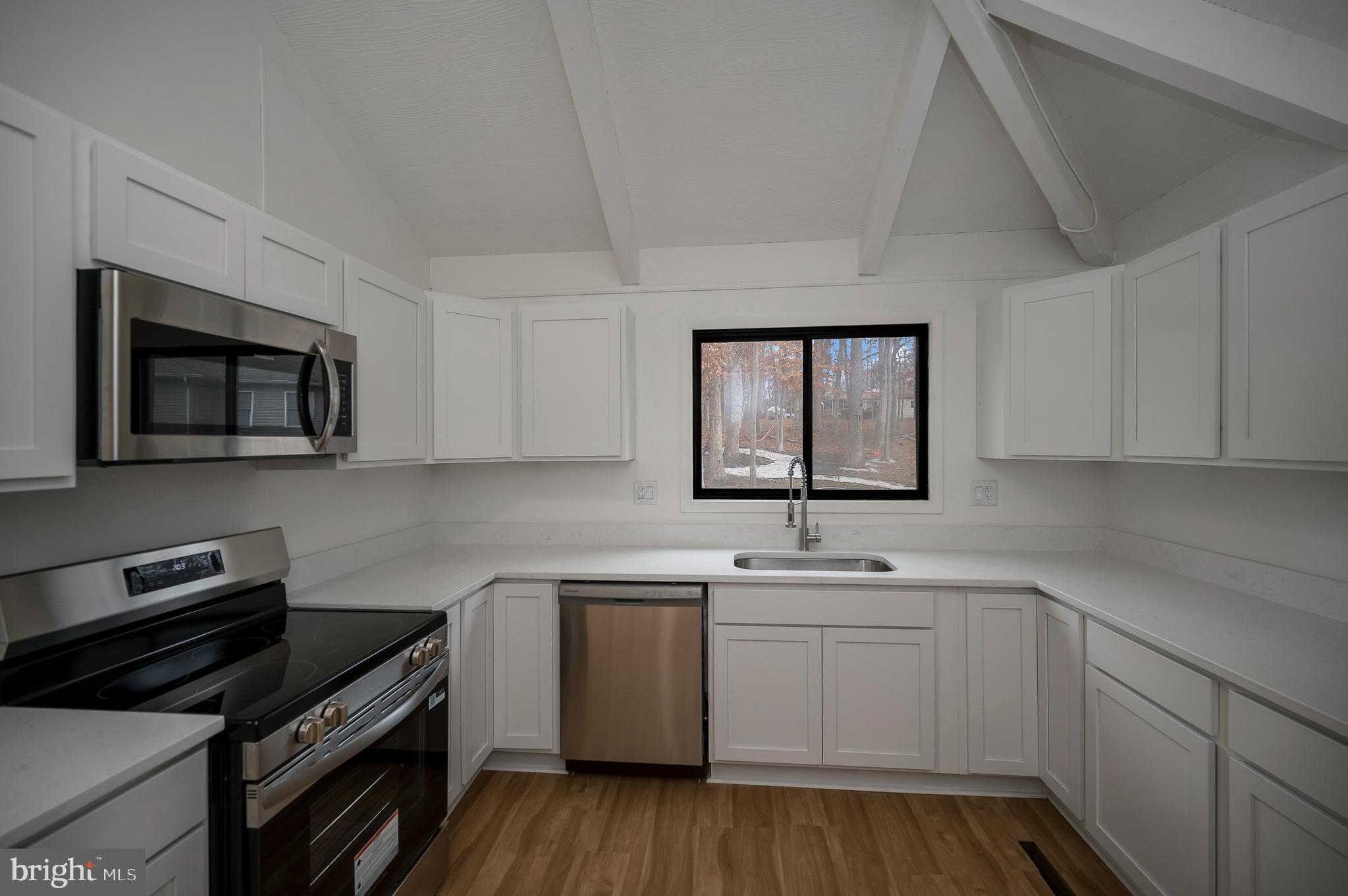 LAKE OF THE WOODS - Residential