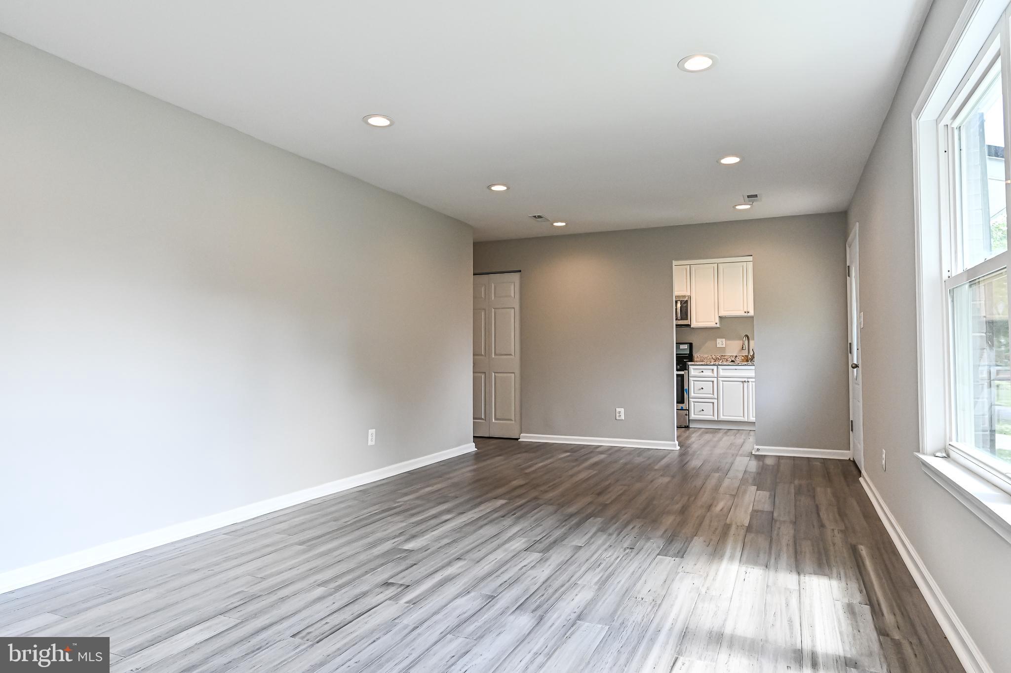 ST CHARLES - CARRINGTON - Residential