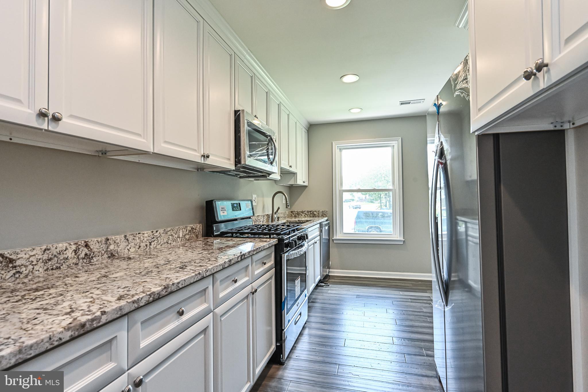 ST CHARLES - CARRINGTON - Residential