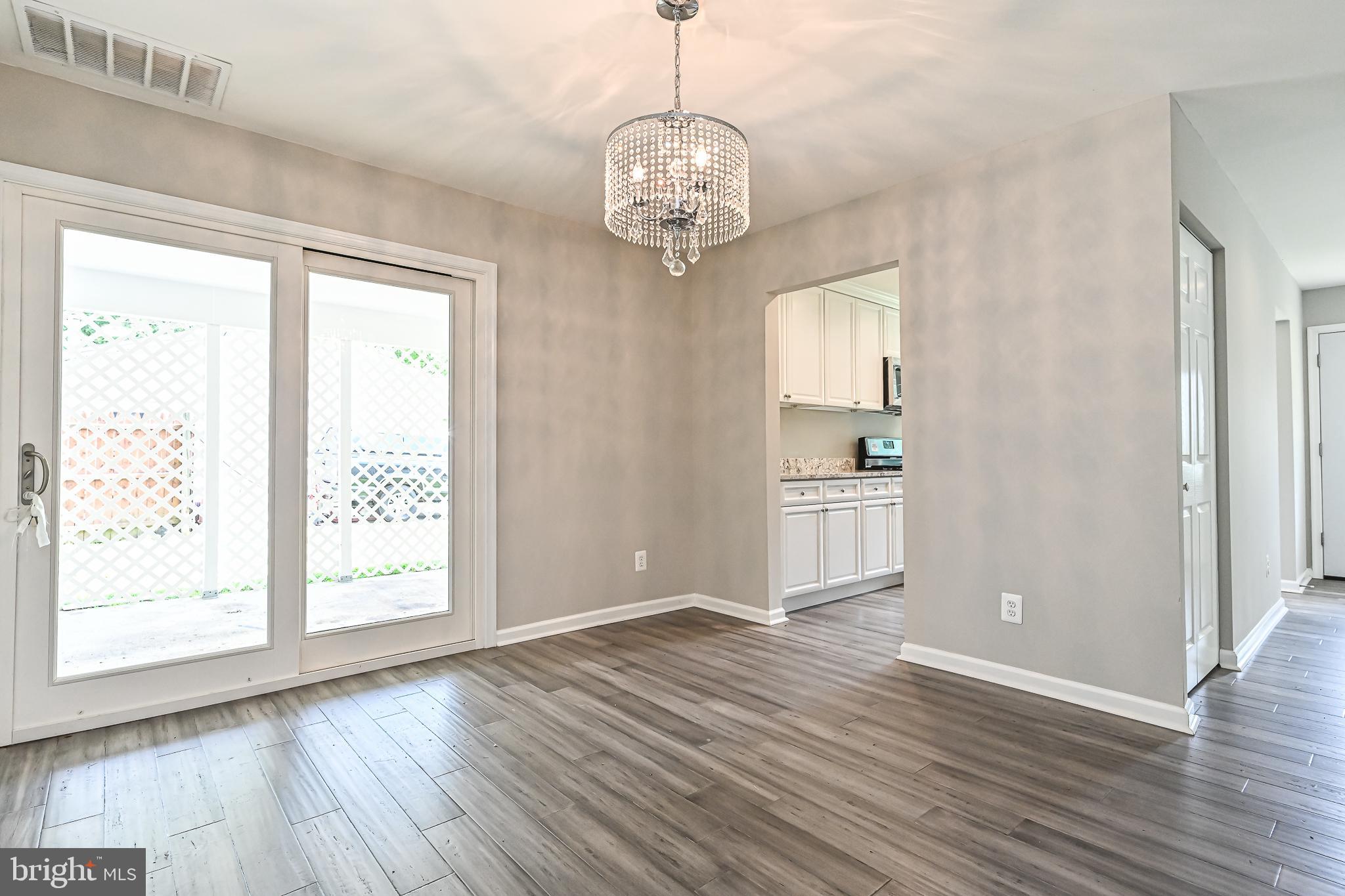 ST CHARLES - CARRINGTON - Residential