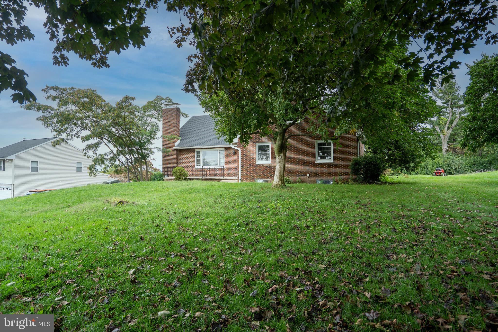 117 W ROSEVILLE ROAD