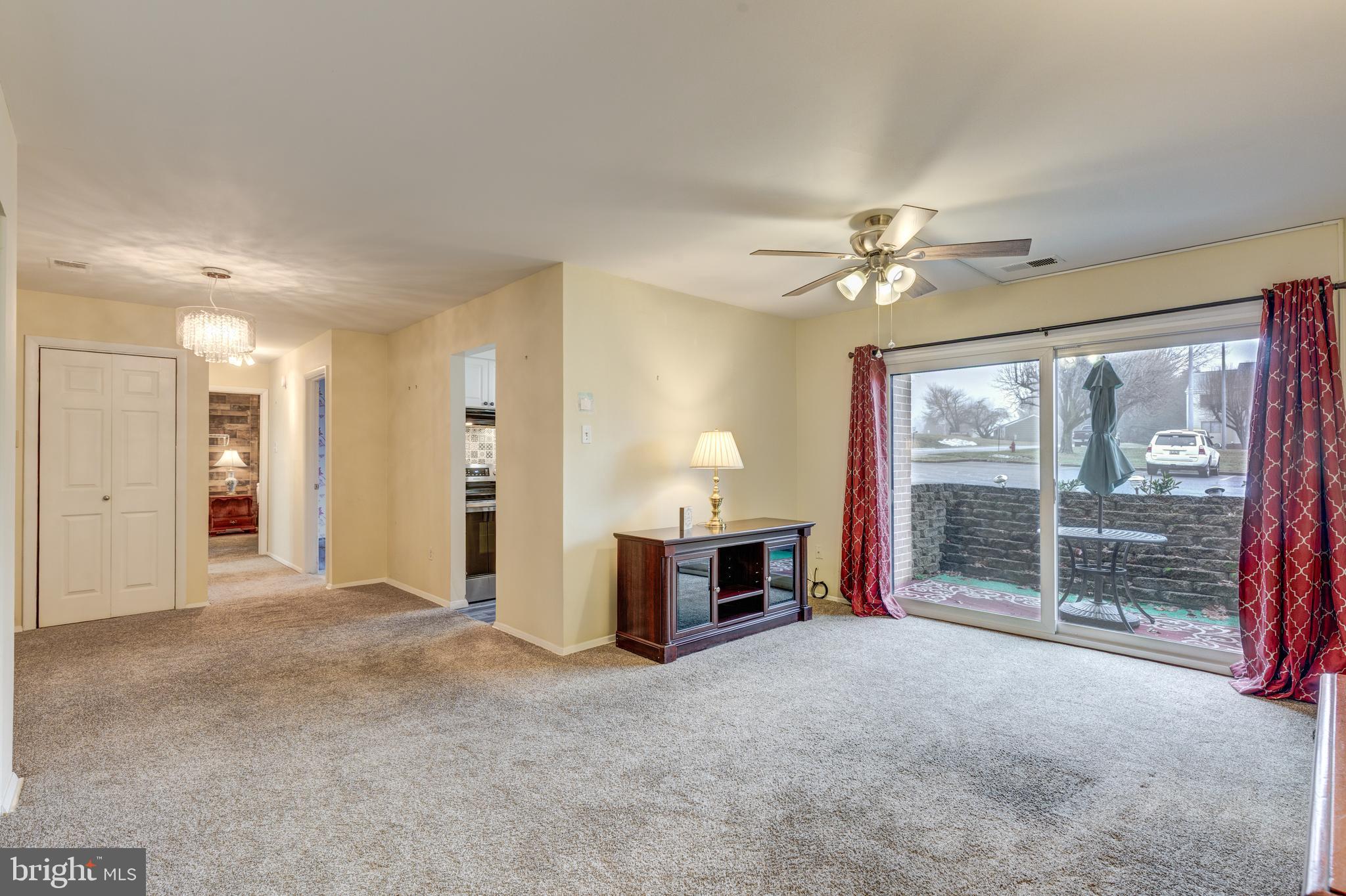 HAMPSTEAD VALLEY - Residential