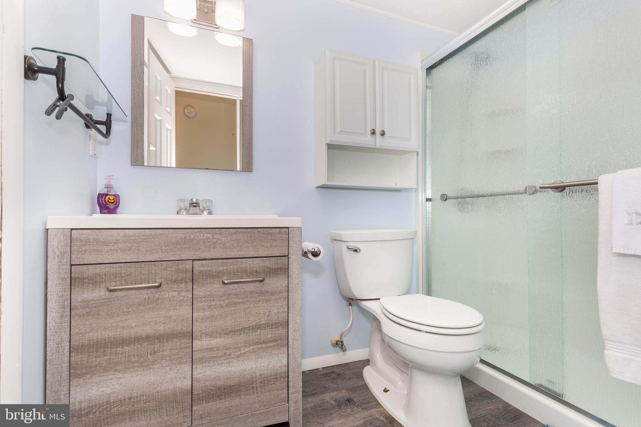 HAMPSTEAD VALLEY - Residential