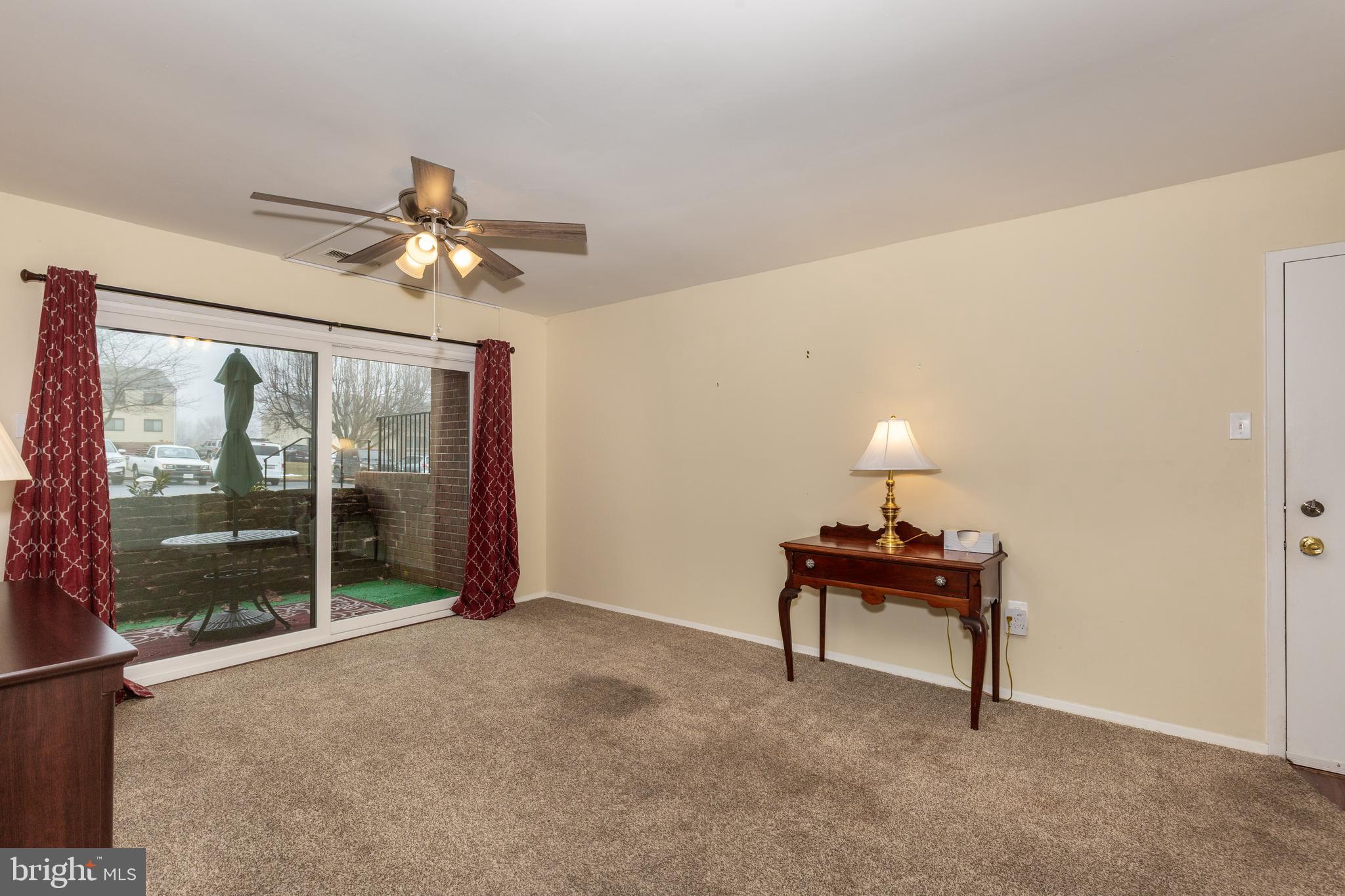 HAMPSTEAD VALLEY - Residential