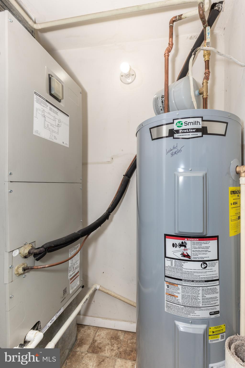 HAMPSTEAD VALLEY - Residential