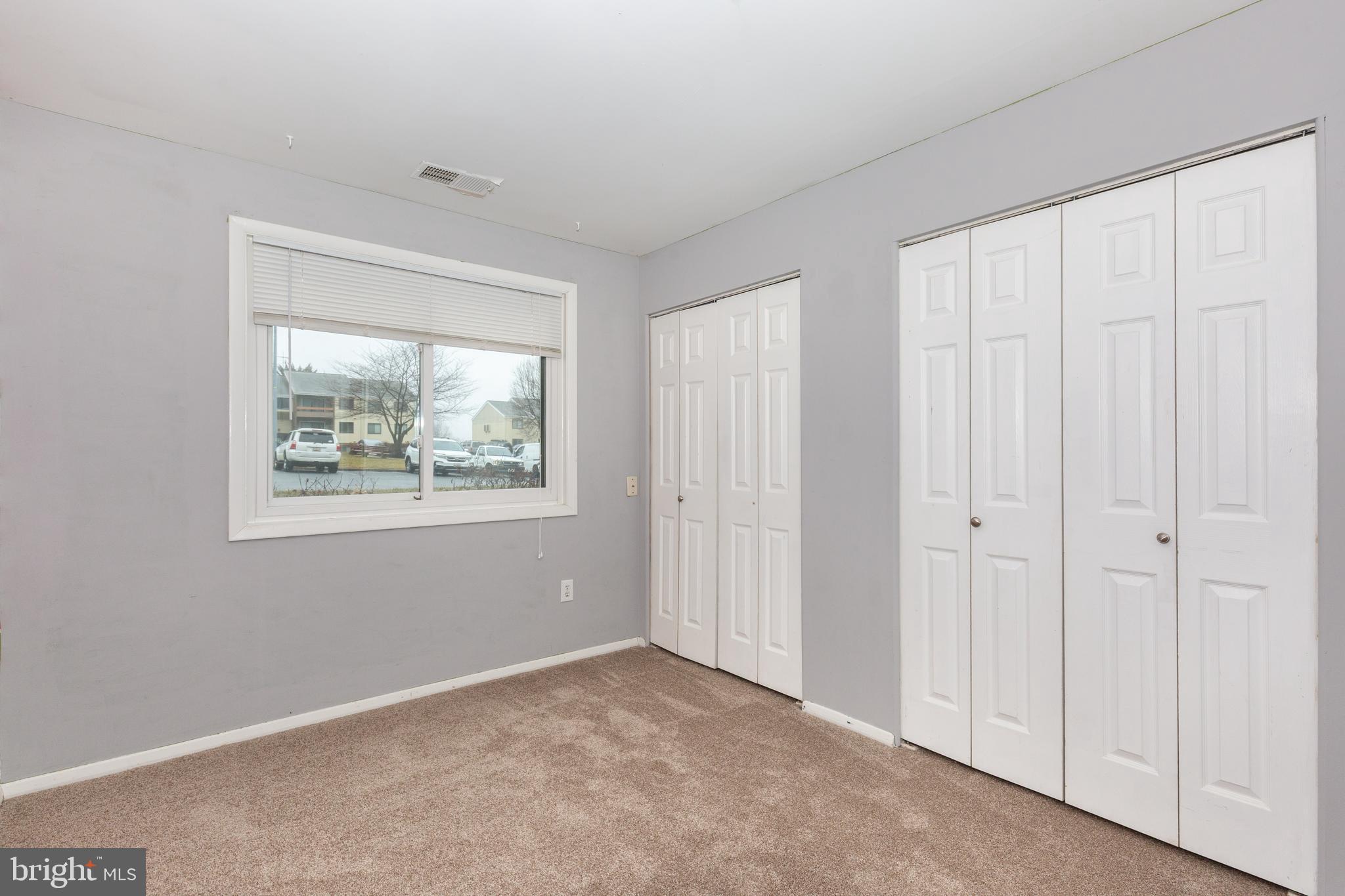 HAMPSTEAD VALLEY - Residential