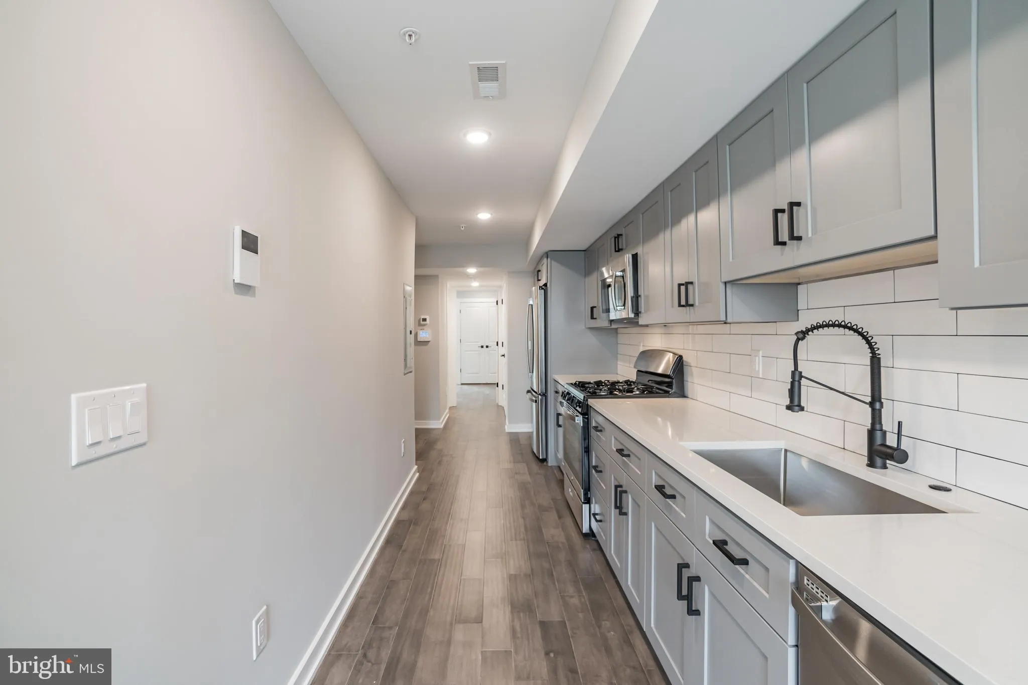 Philadelphia, Pennsylvania 19121, United States, 3 Bedrooms Bedrooms, ,3 BathroomsBathrooms,Residential,Active,77465