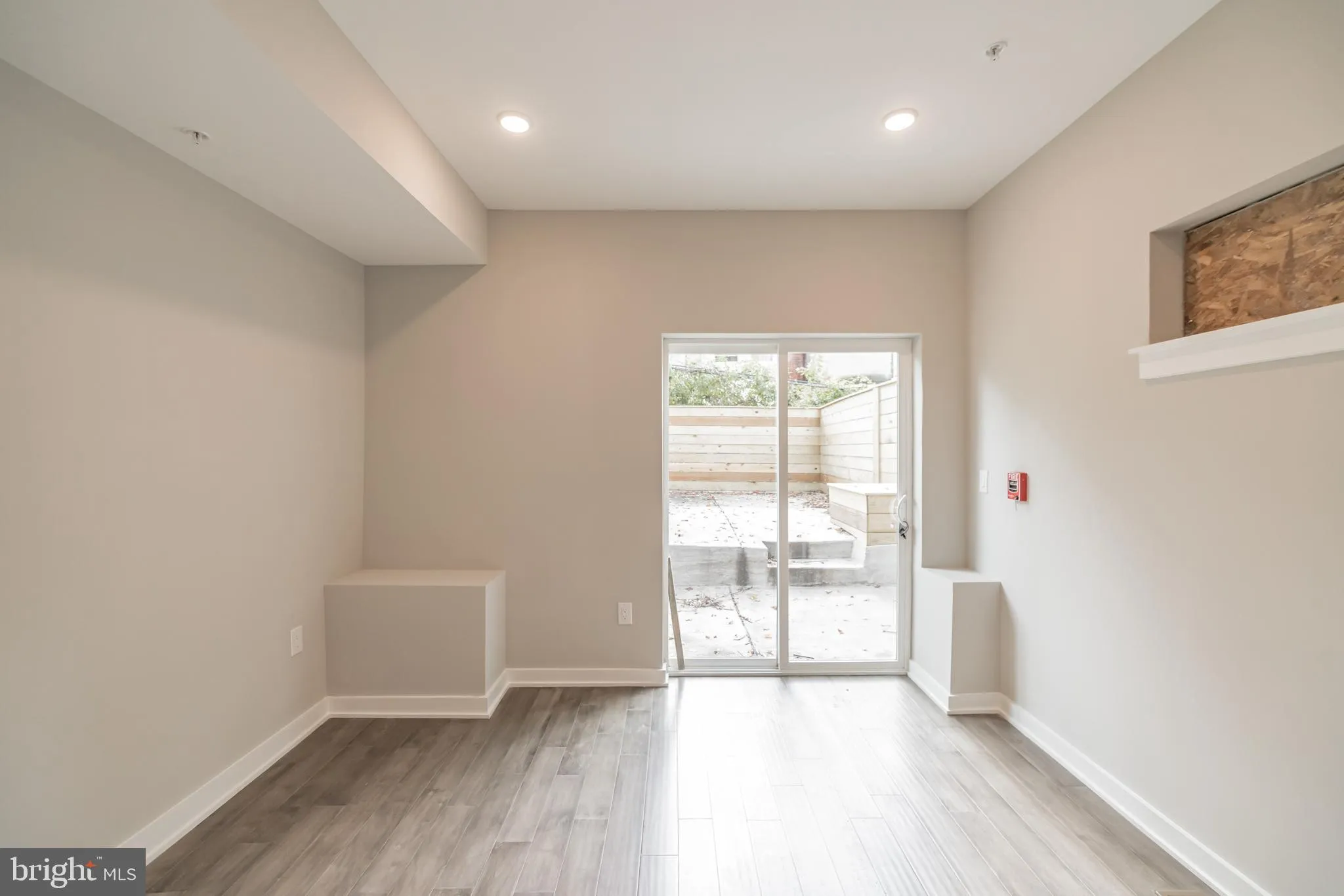 Philadelphia, Pennsylvania 19121, United States, 3 Bedrooms Bedrooms, ,3 BathroomsBathrooms,Residential,Active,77465