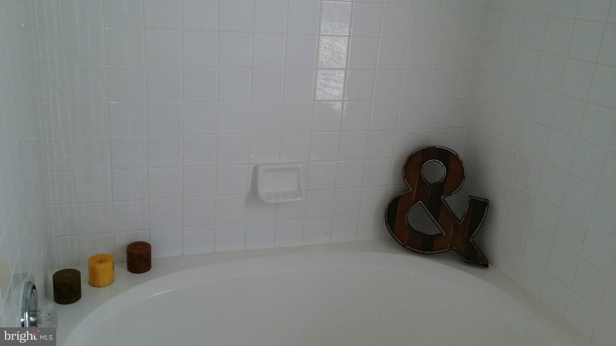 SIMMONS ACRES PLAT 14 - Residential Lease