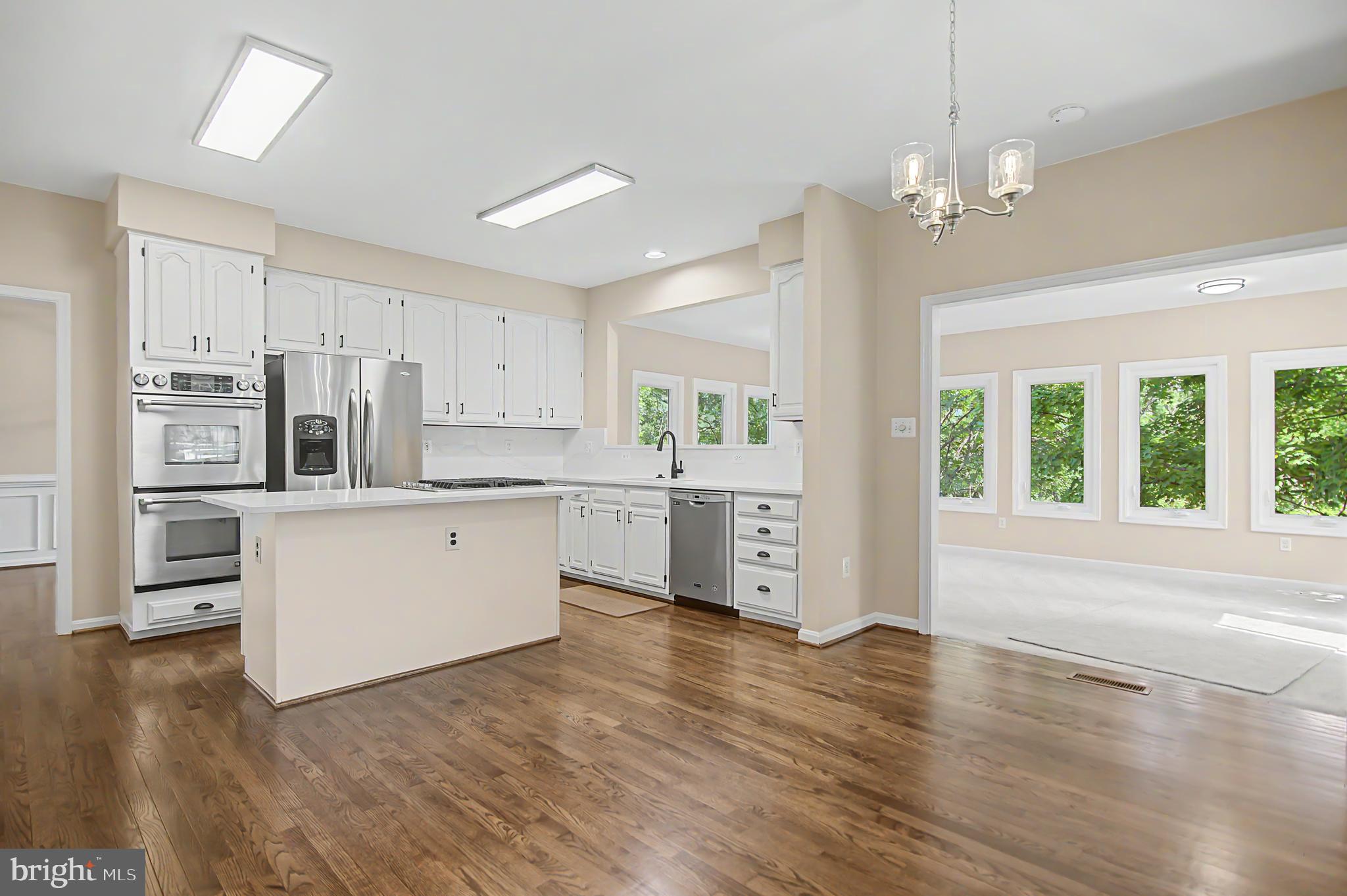 606 PATRICE DRIVE SE