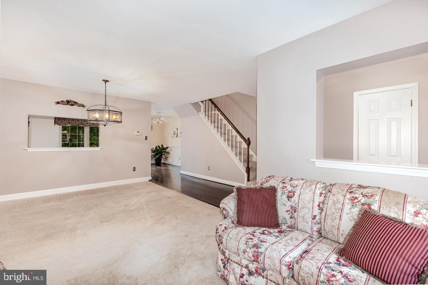 CROMWELL STATION - Residential Lease