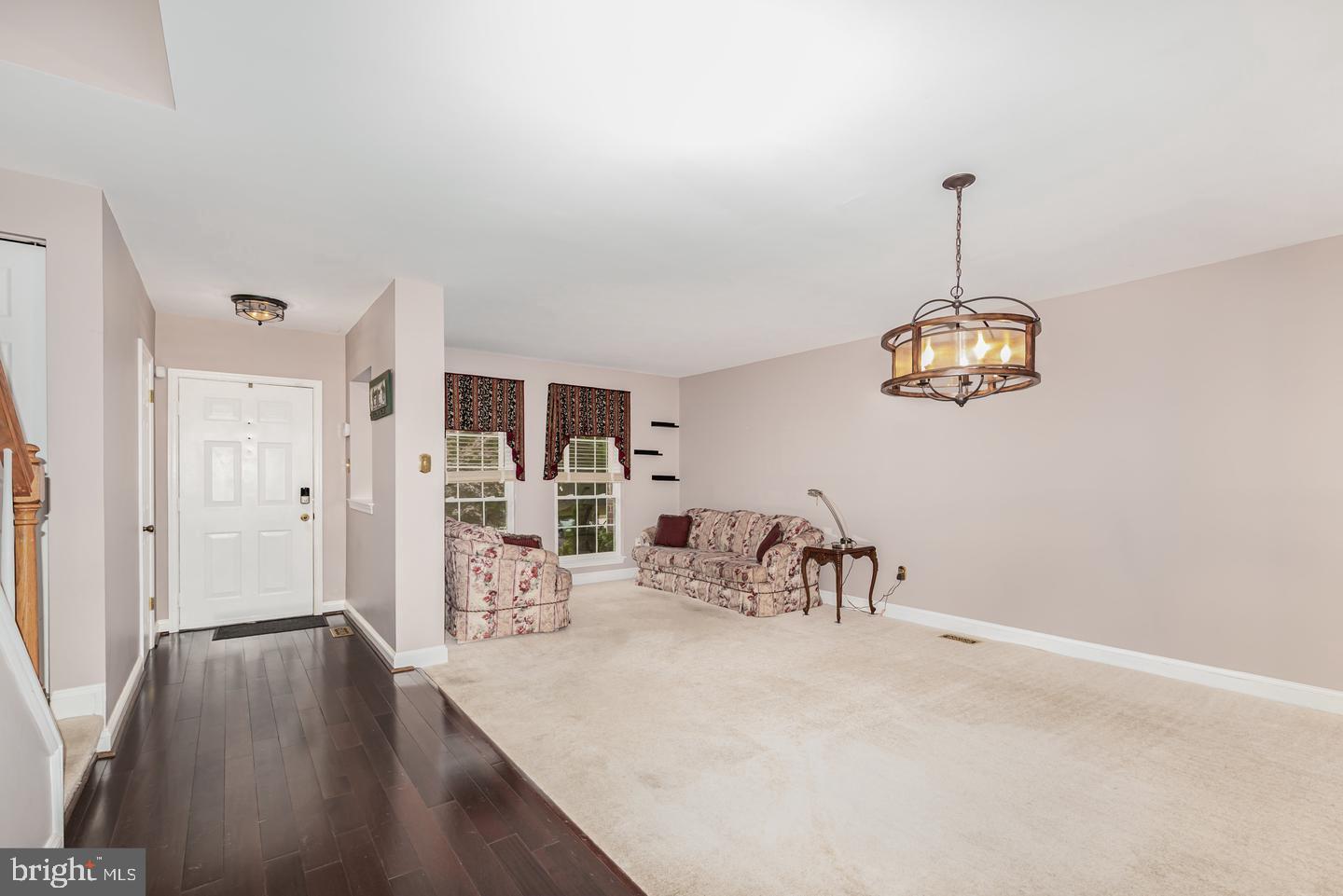 CROMWELL STATION - Residential Lease