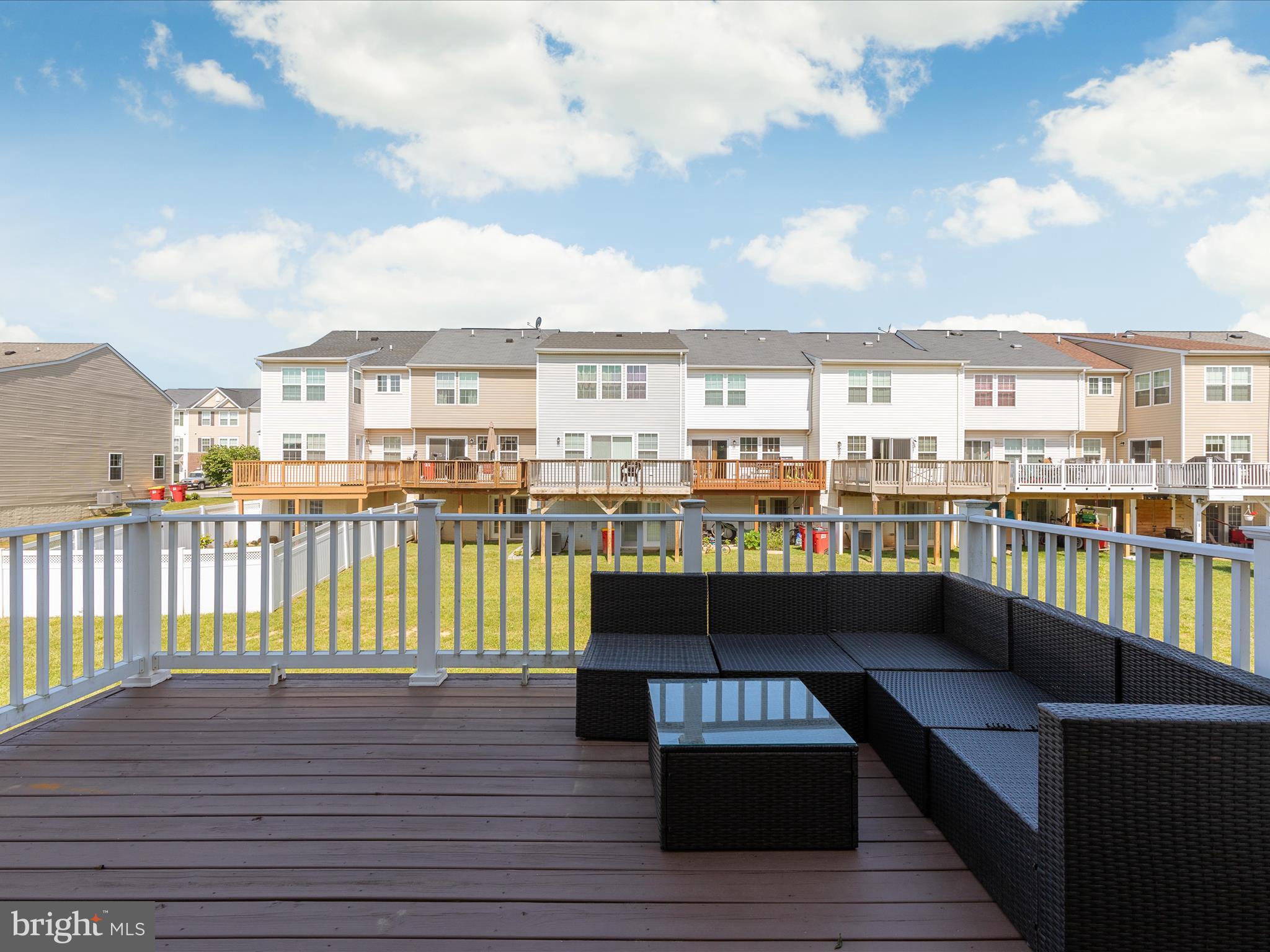 LAKELAND PLACE - Residential