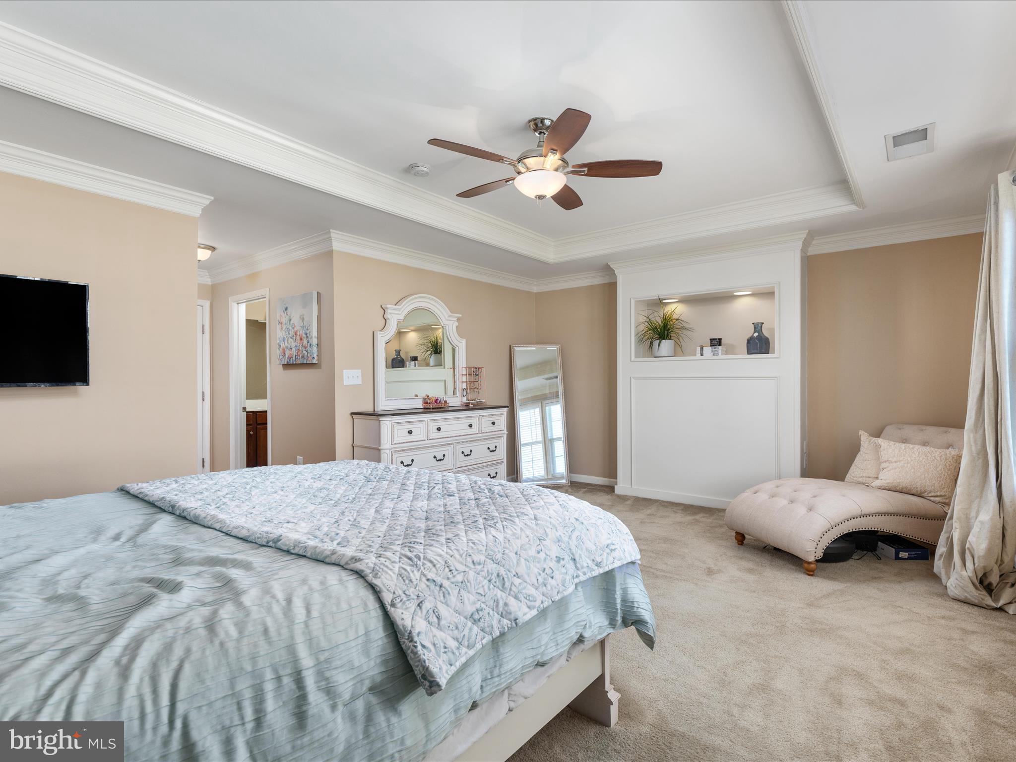 LAKELAND PLACE - Residential