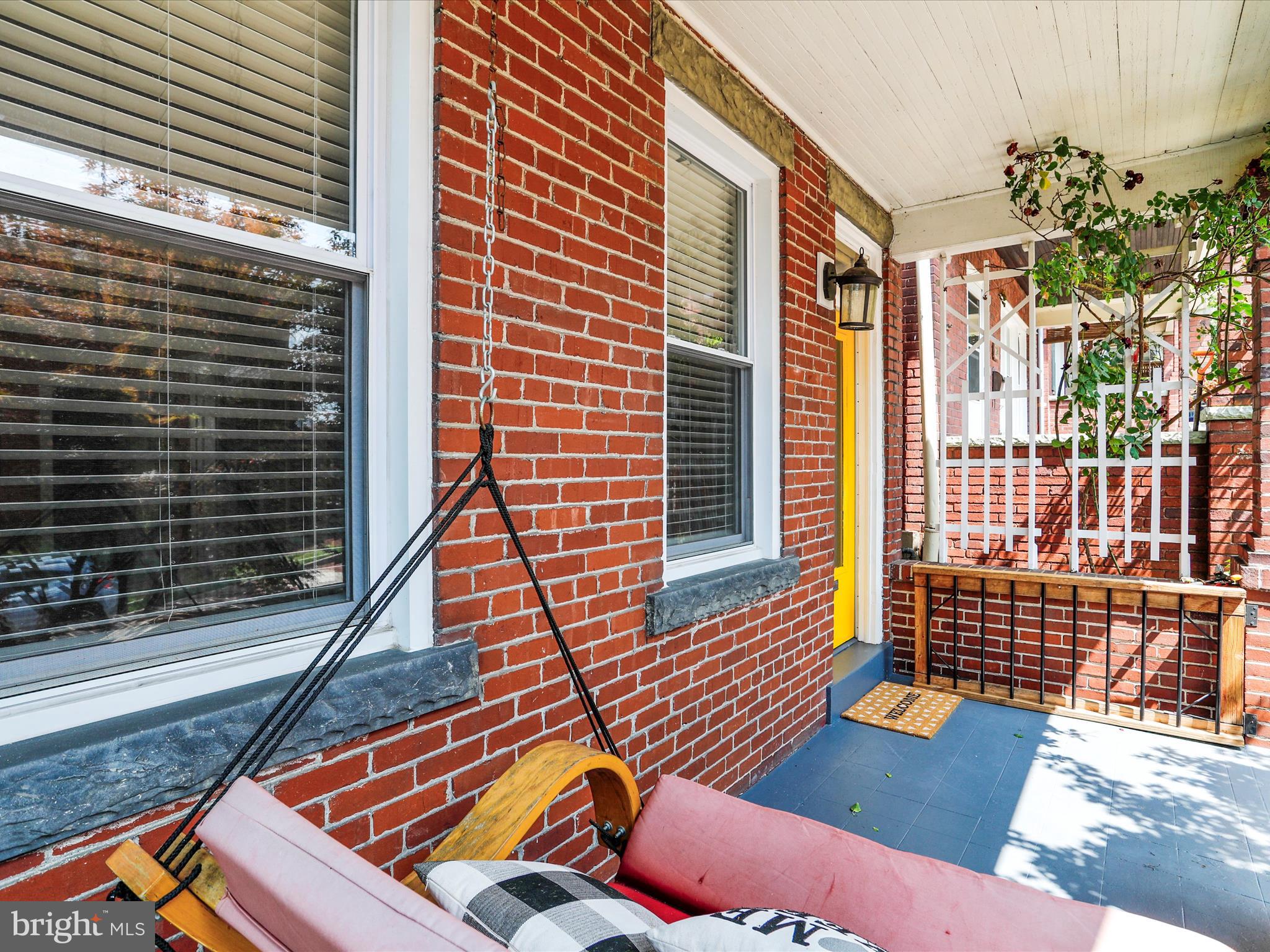 212 SCHLEY STREET