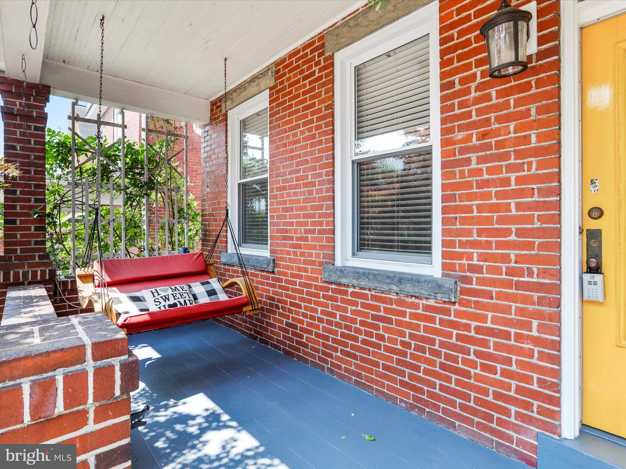 212 SCHLEY STREET