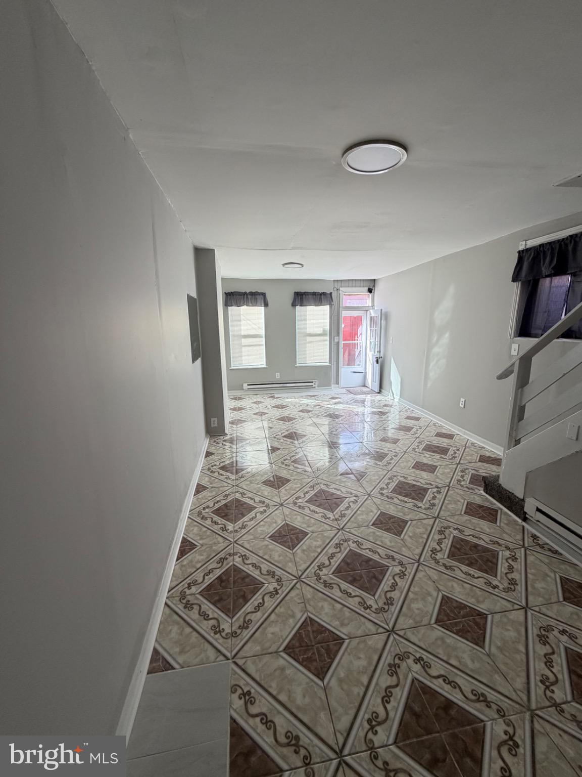 FRANKFORD - Residential Lease