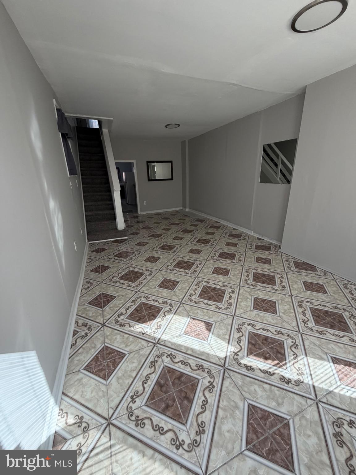 FRANKFORD - Residential Lease