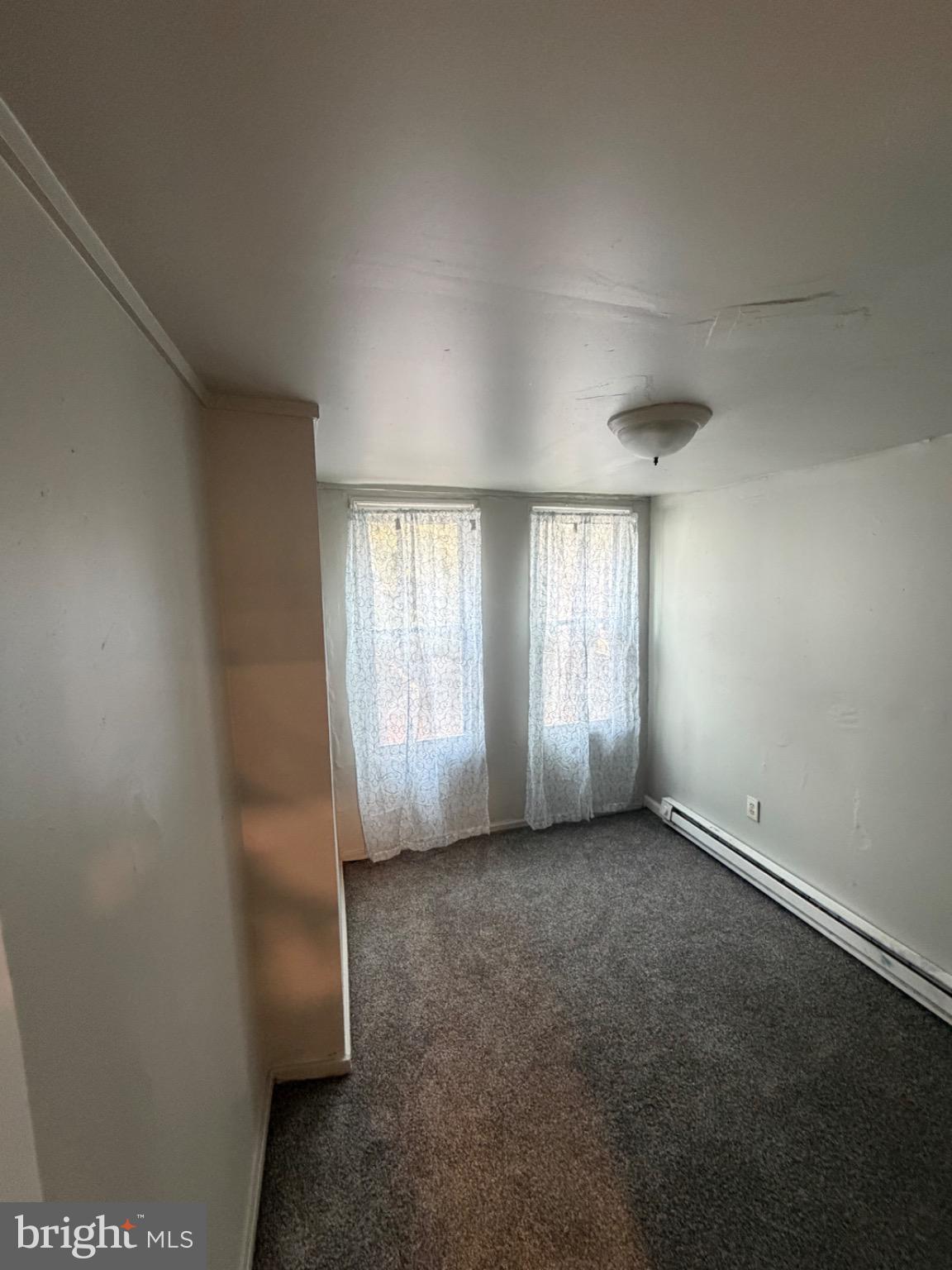 FRANKFORD - Residential Lease