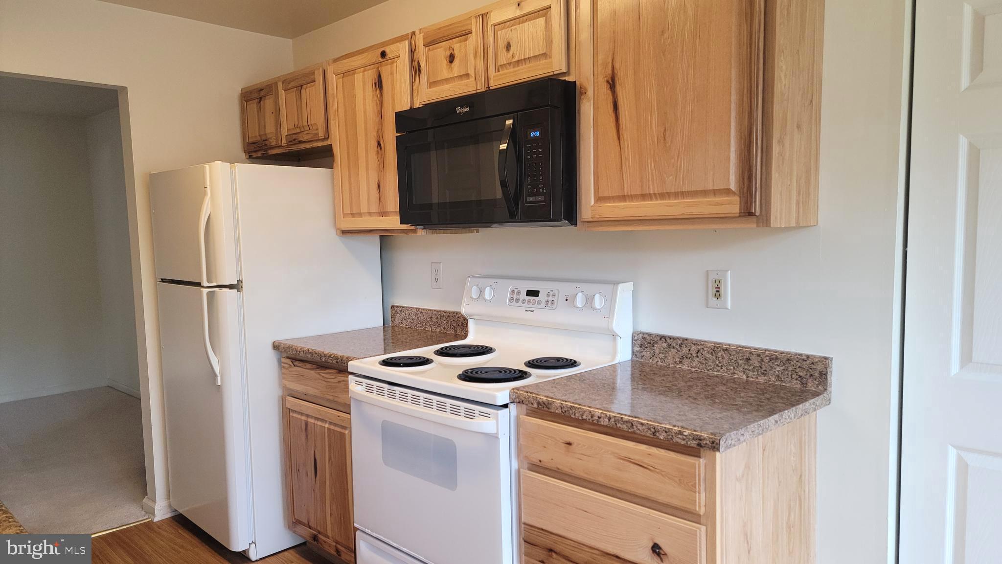 THE POINTE - Residential