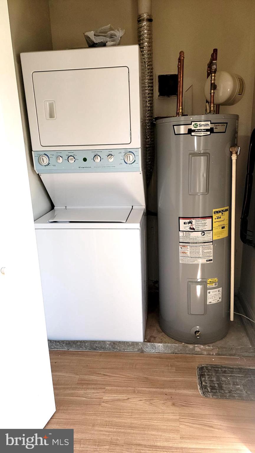 THE POINTE - Residential