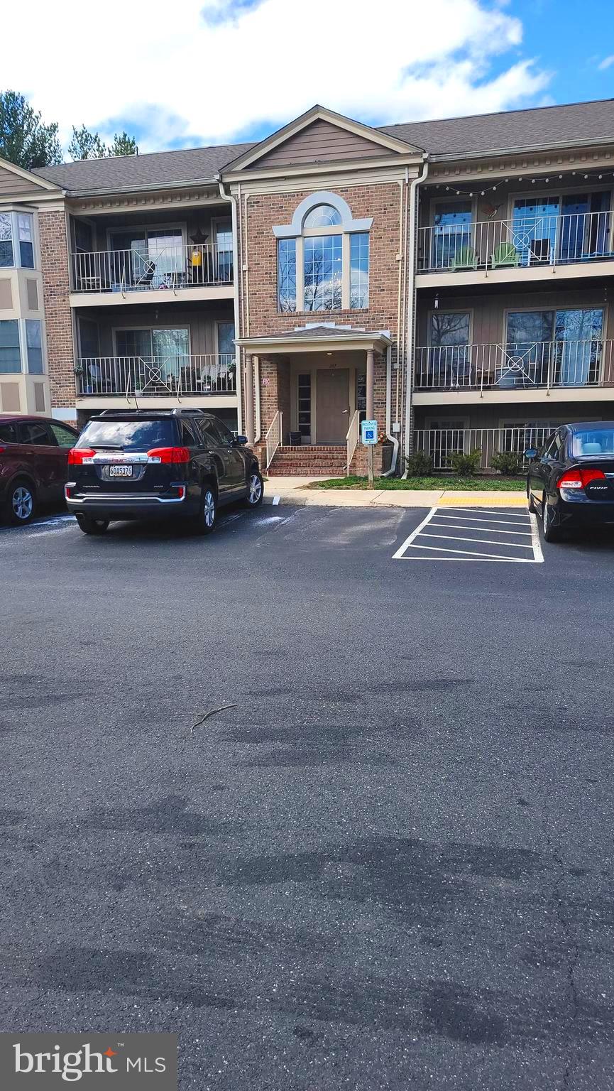 THE POINTE - Residential