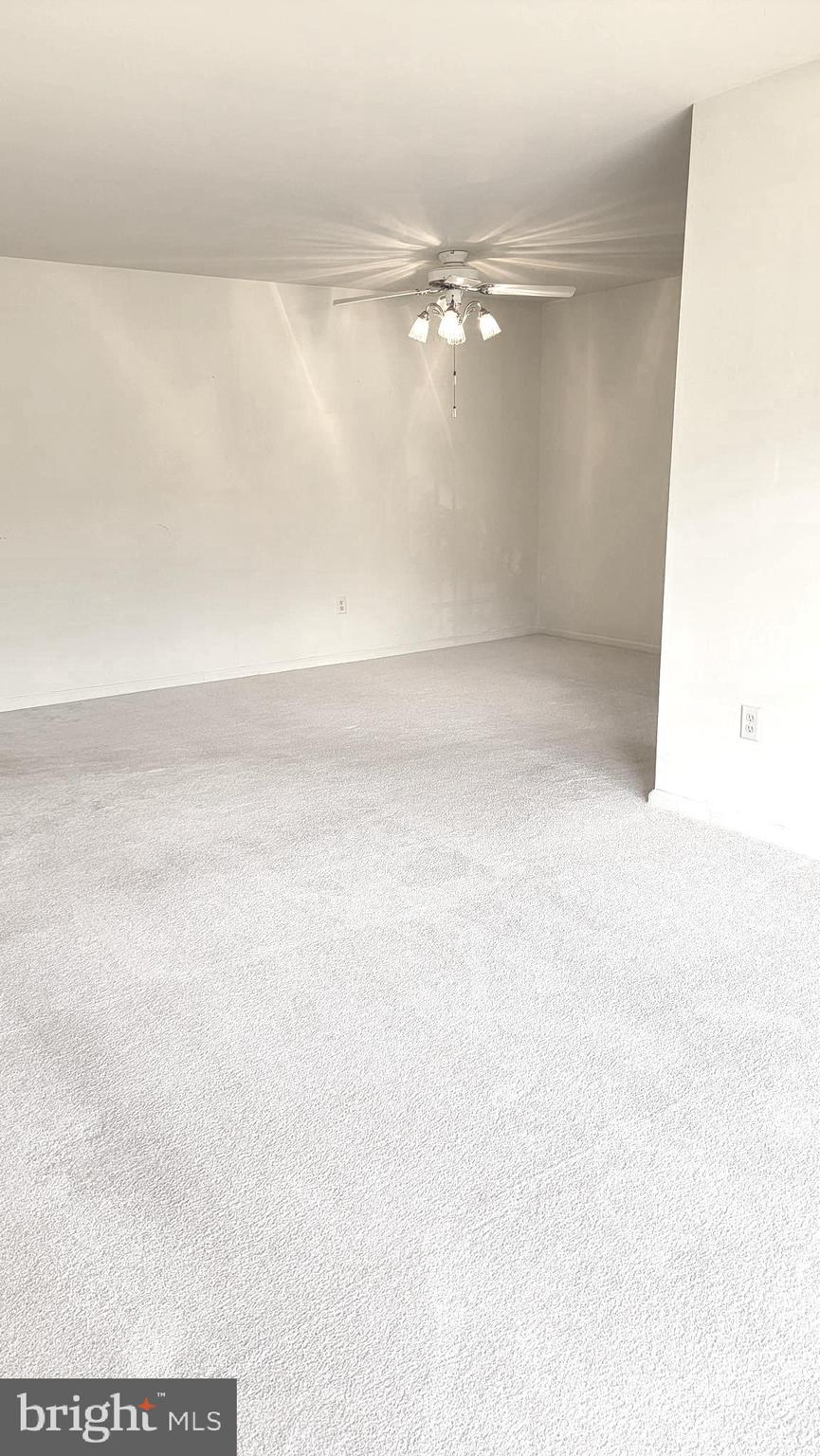 THE POINTE - Residential